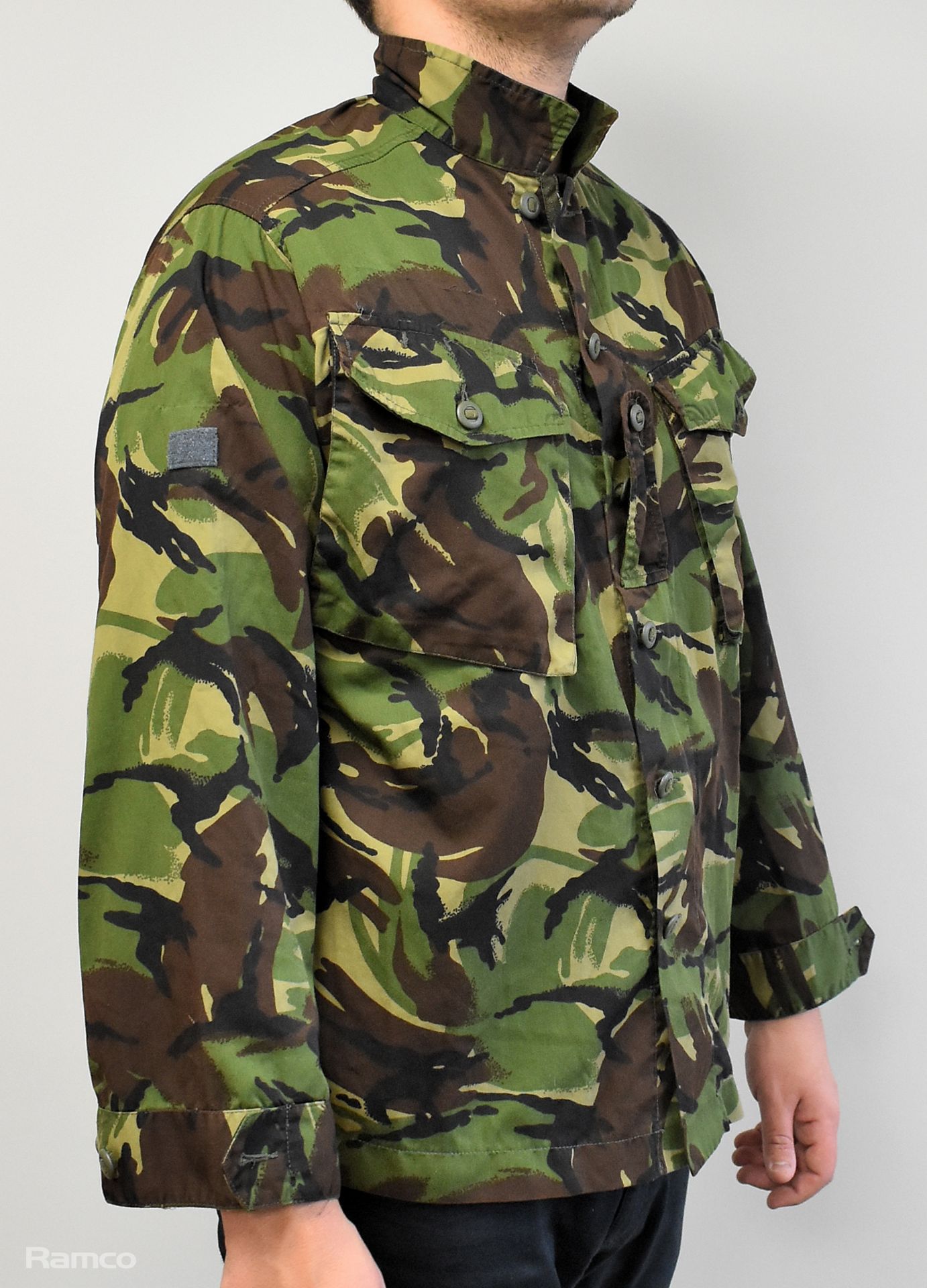 40x British Army DPM light weight combat jackets - mixed grades and sizes - Image 4 of 6