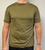 100x British Army combat T-shirts anti static - mixed grades and sizes