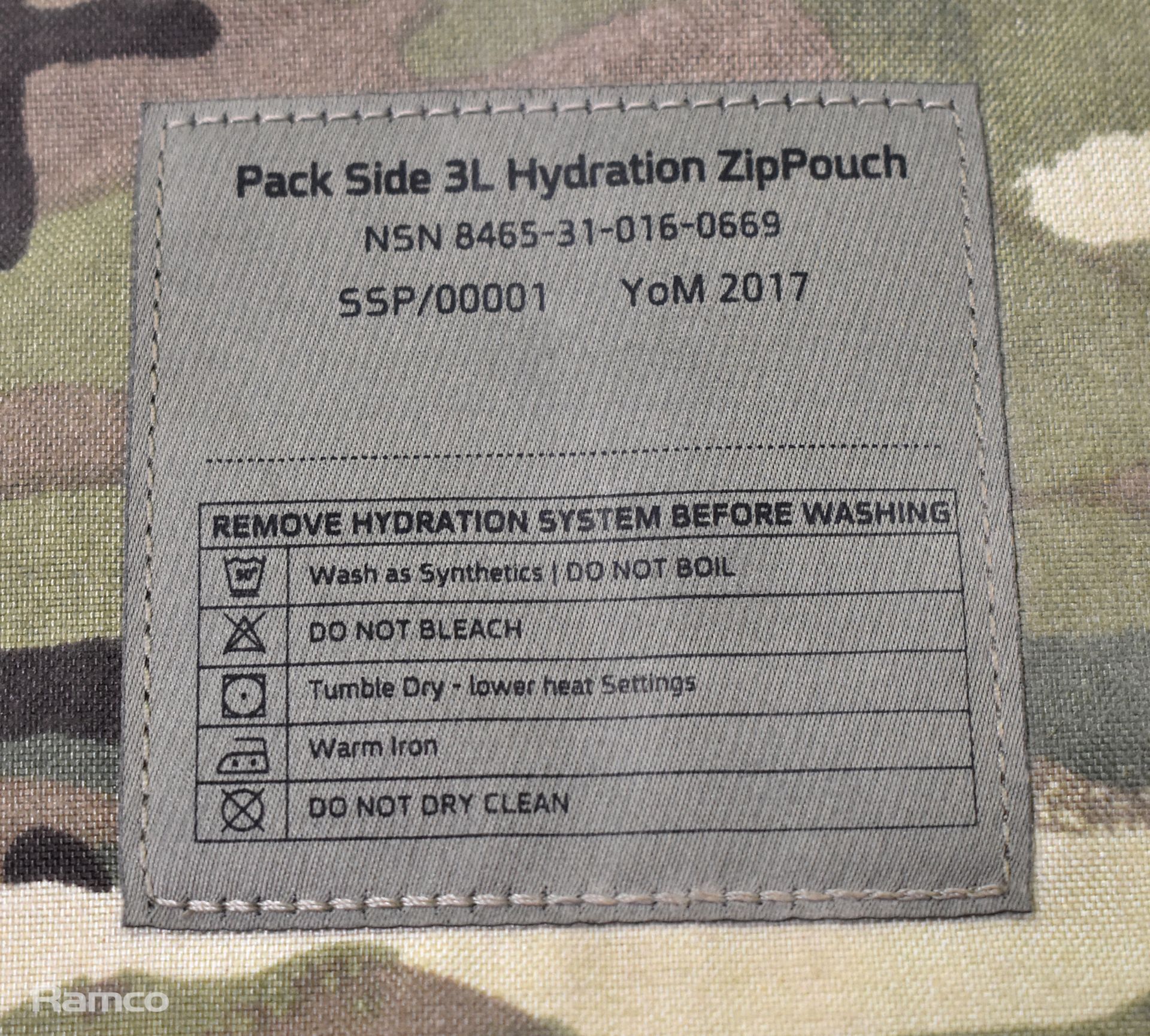 20x British Army MTP 3L hydration zip pouches pack side - mixed grades - Image 2 of 5