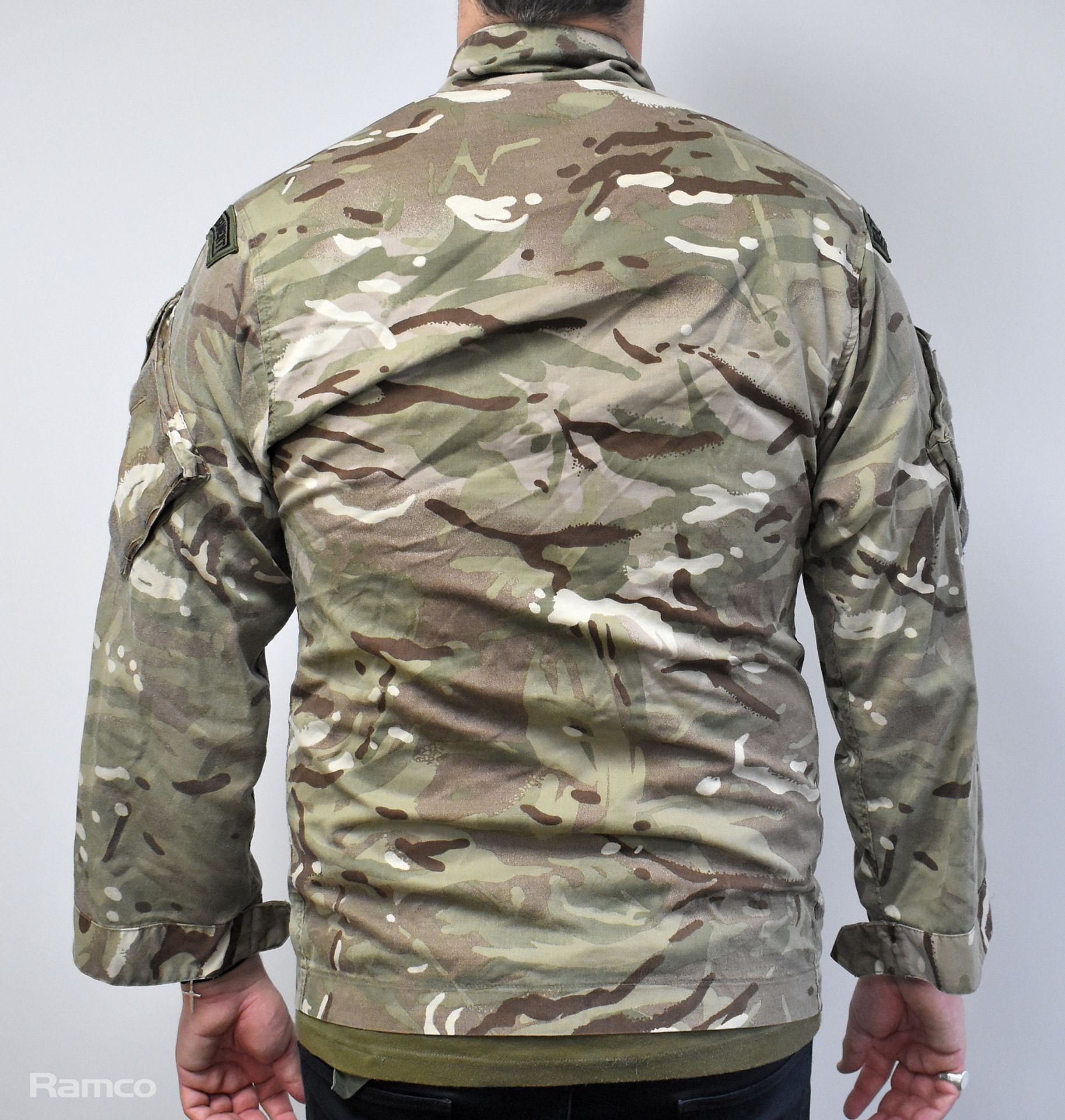 100x British Army MTP Combat jackets mixed styles - mixed grades and sizes - Image 3 of 16
