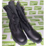 Wellco Peruana Boots - Black - size 8