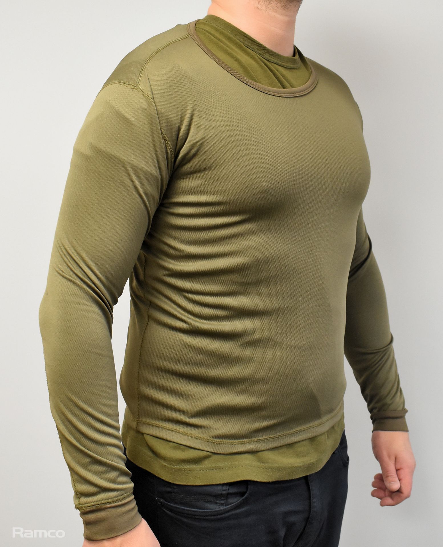 50x Thermal underwear long sleeved vests - mixed colours - mixed grades and sizes - Image 4 of 7