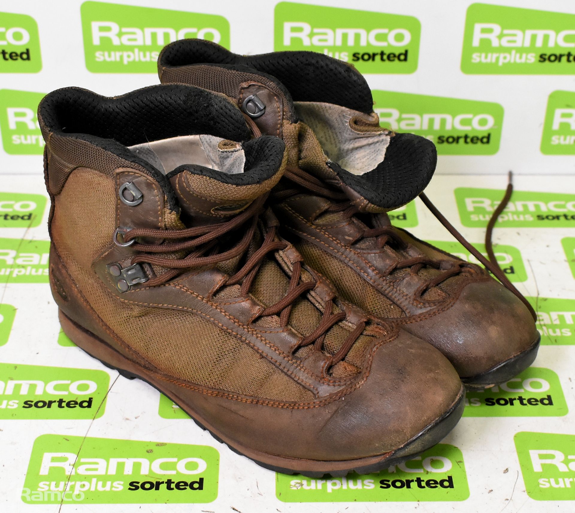 50x pairs of Various boots including Magnum, Iturri & YDS - mixed grades and sizes - Image 6 of 22