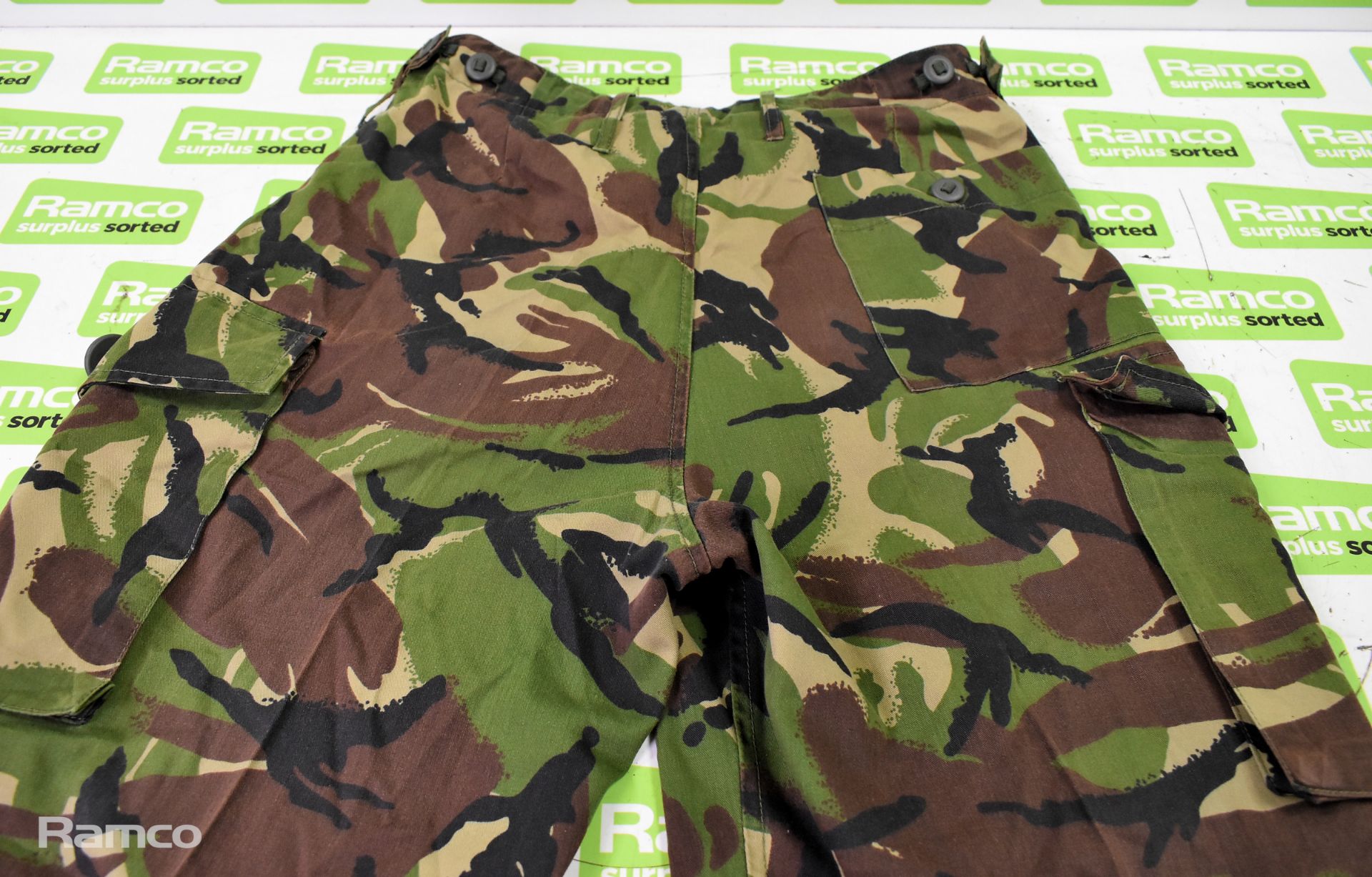 30x British Army combat woodland trousers - mixed grades and sizes - Image 5 of 10