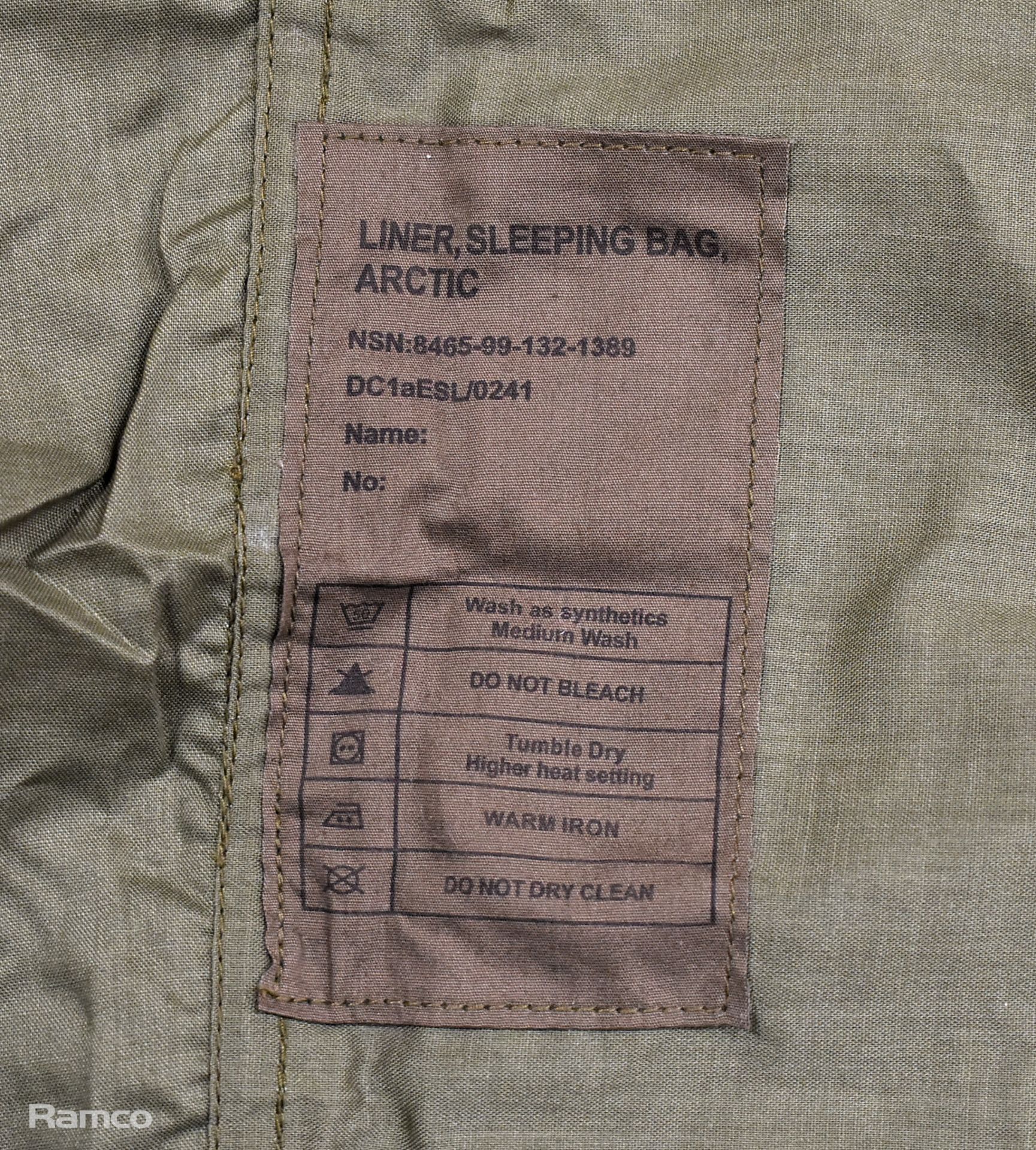36x British Army sleeping bag light weight liners - large - Olive - mixed grades - Image 4 of 7