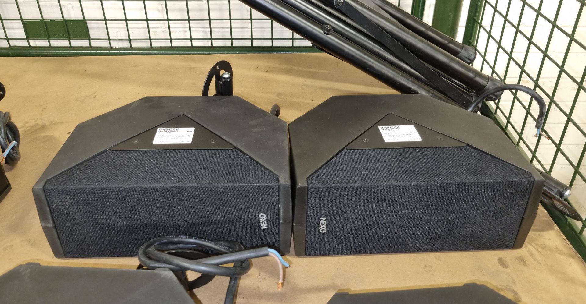 6x NEXO iD24 t-Compact high powered sound speakers - Black speaker tripod stand - Image 3 of 6