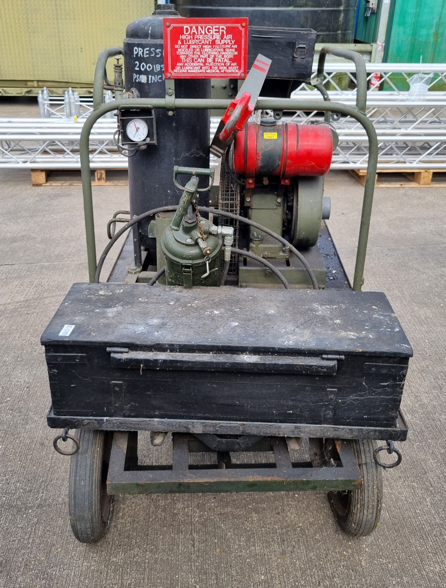 Tecalemit air compressor on trolley - W 1800 x D 1000 x H 1500mm - Image 5 of 11