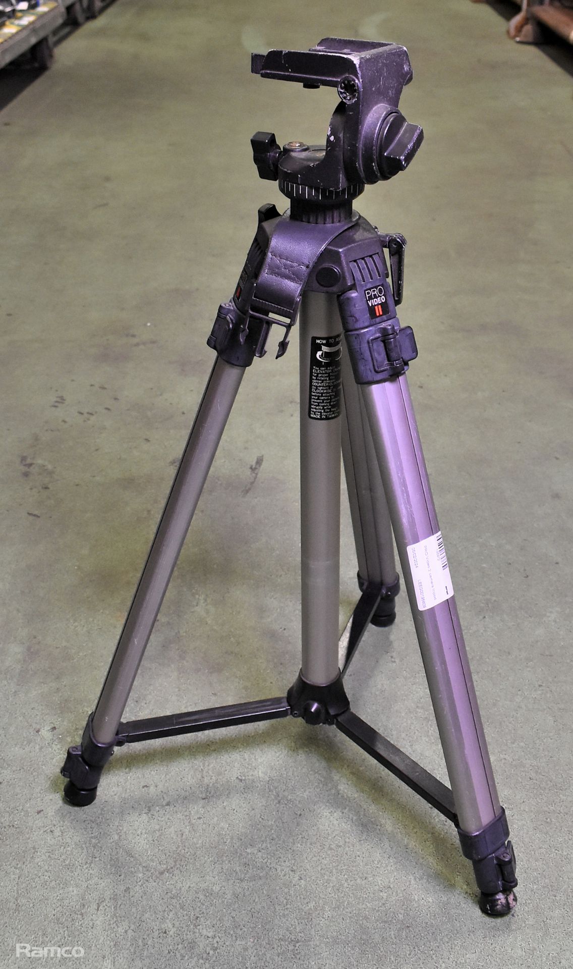 PRO Video 2 camera tripod - Image 3 of 6