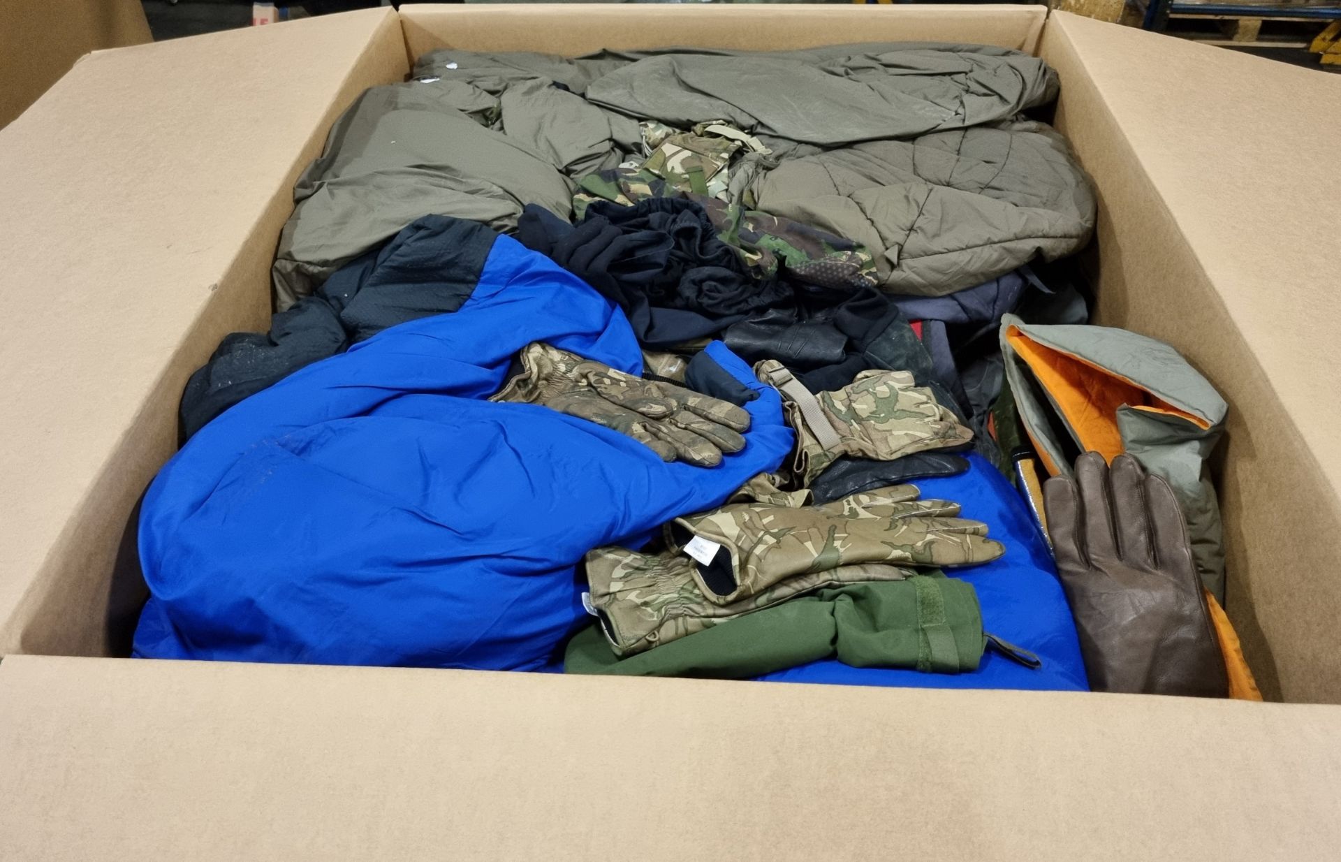 Various types of ex-military clothing The asset shows significant, irreparable damage - 162kg