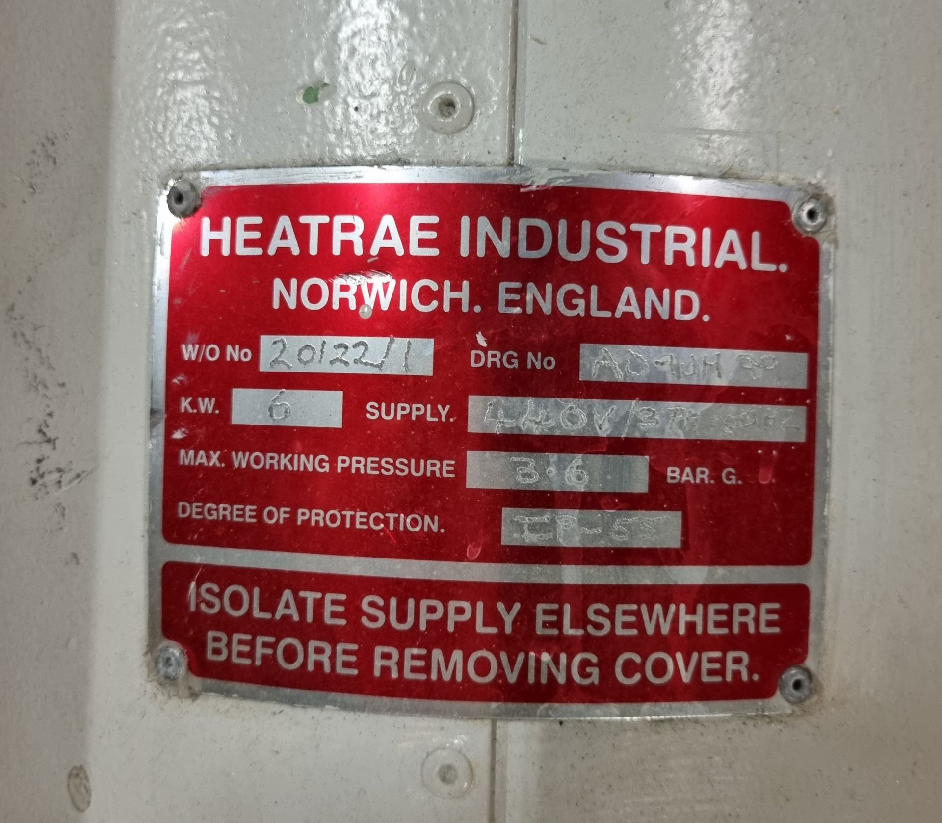 Heatrae Industrial water heater - W 1050 x D 400 x H 500mm - Image 5 of 6