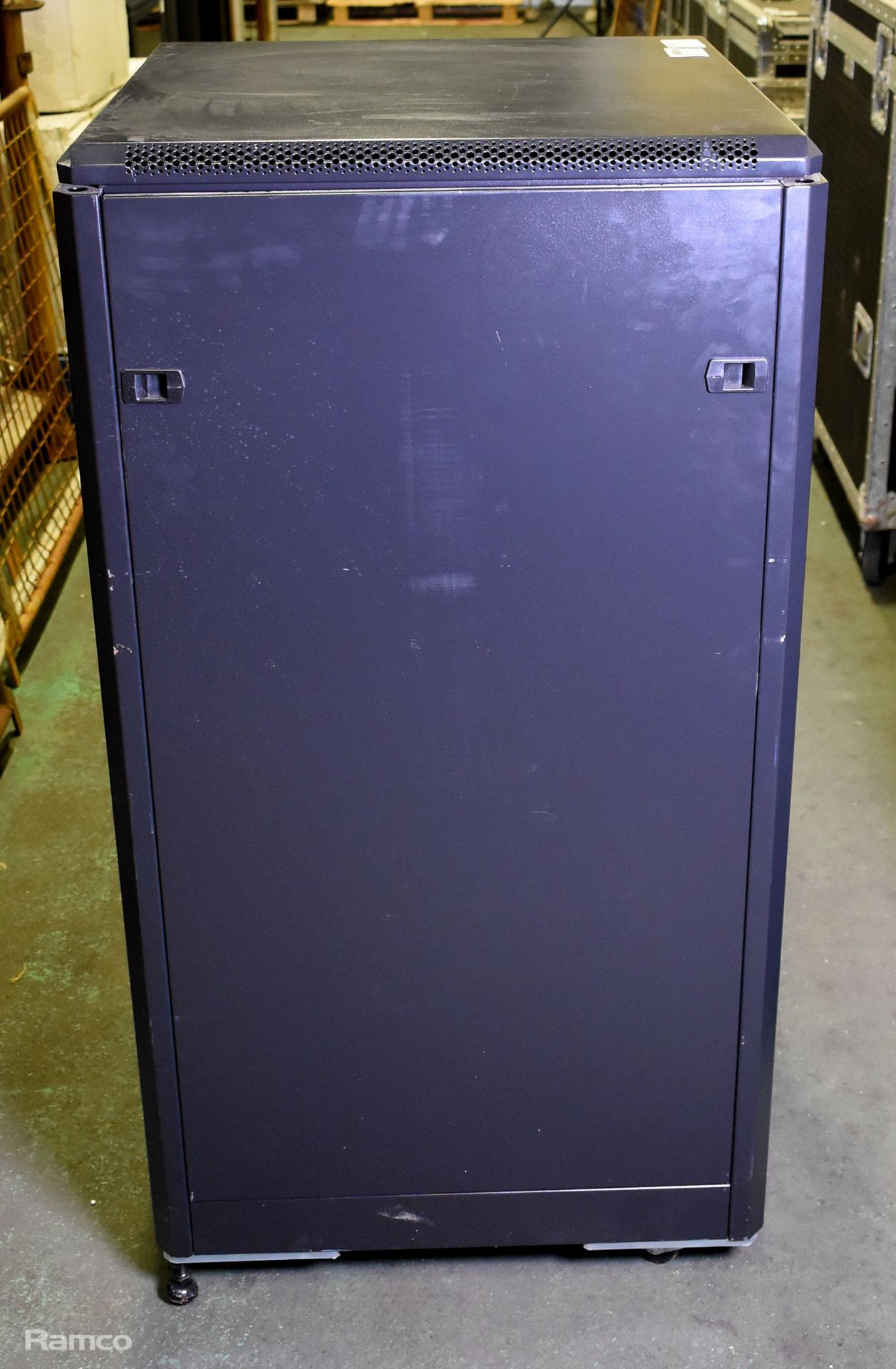 19 inch electronic instrument rack - Black - see description for details - Image 3 of 11