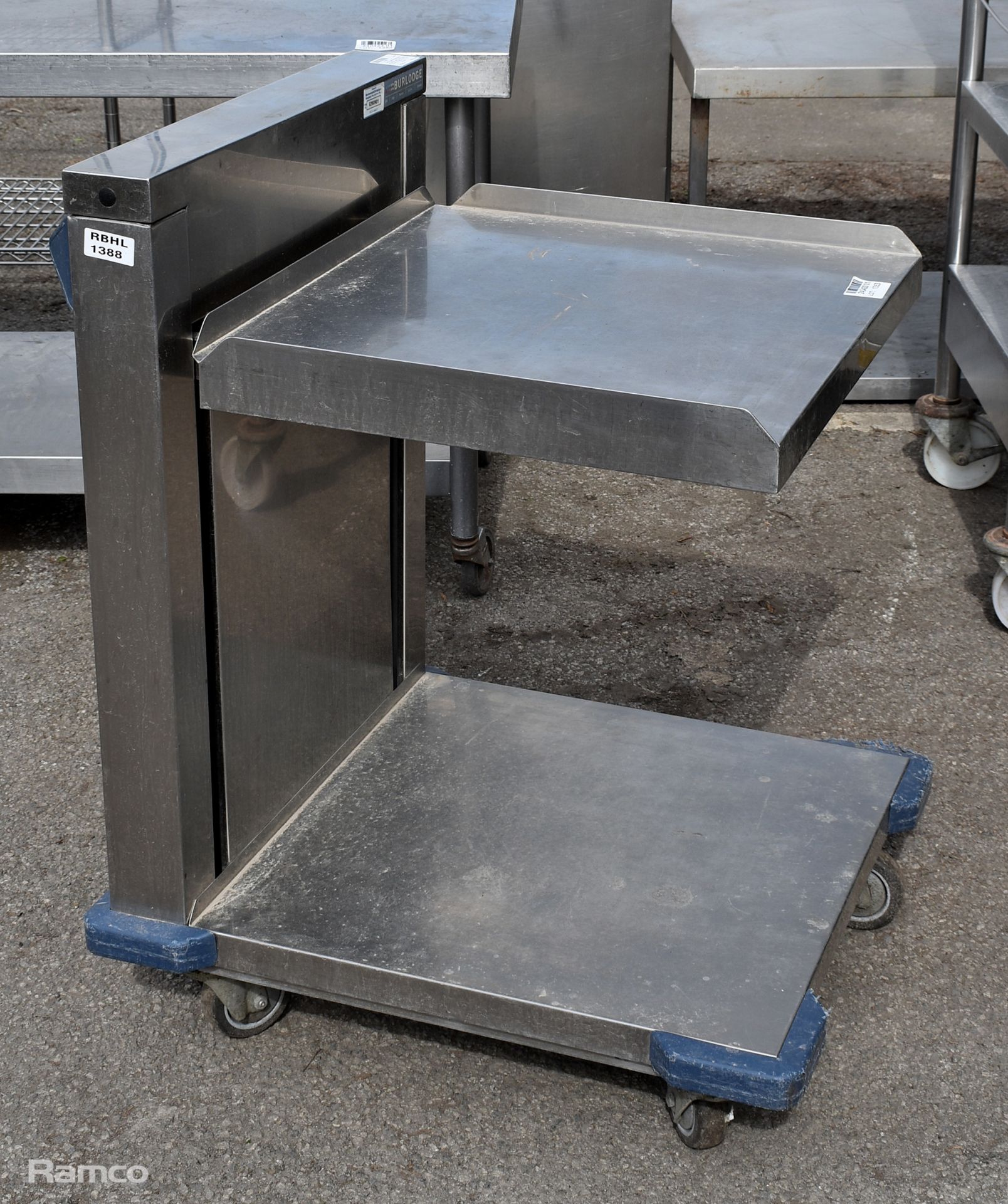 Burlodge stainless steel adjustable self-levelling tray trolley - W 650 x D 770 x H 935mm - Image 2 of 4