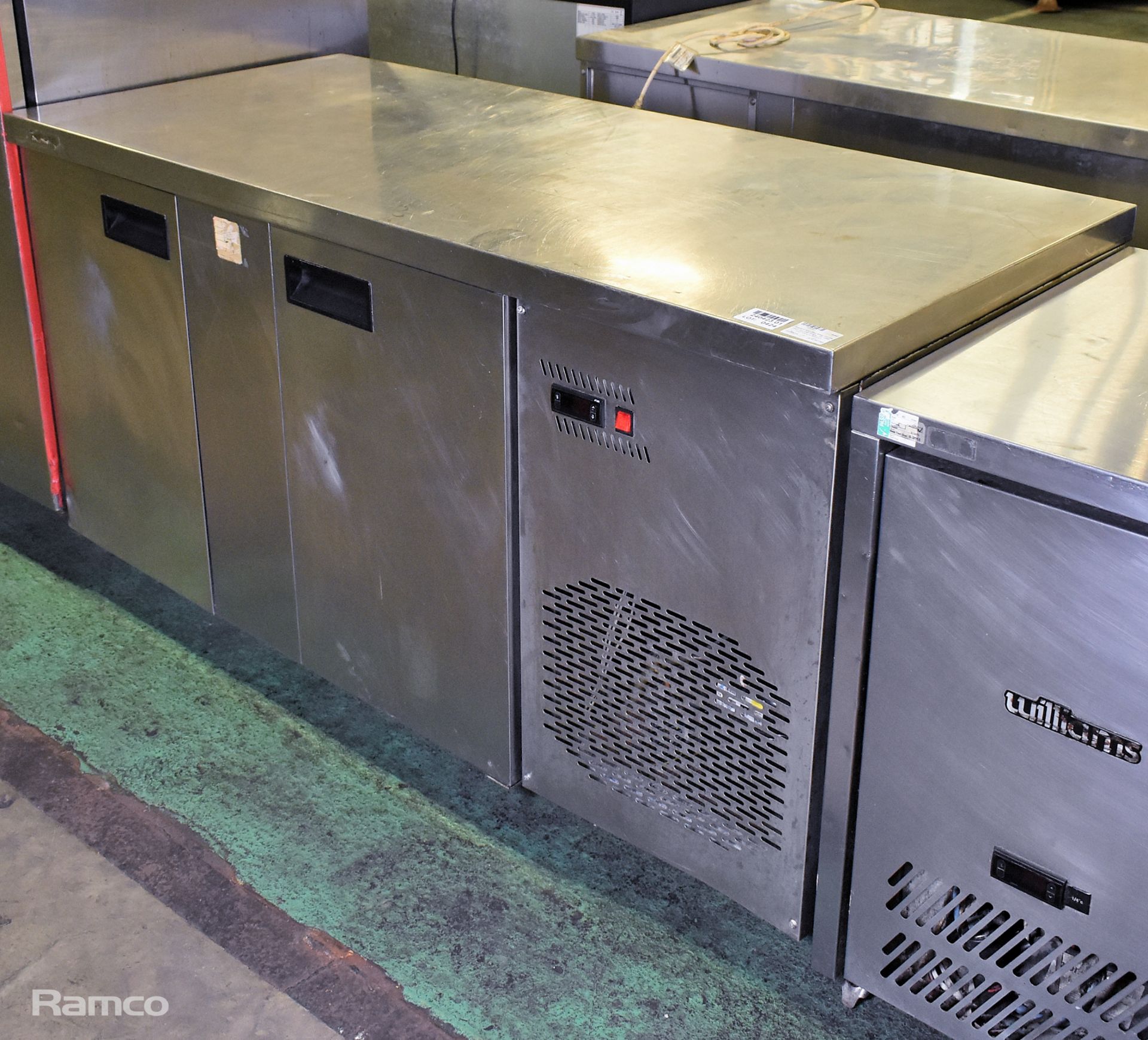 Blizzard stainless steel double door counter fridge - W 1560 x D 700 x H 860mm - Image 2 of 7