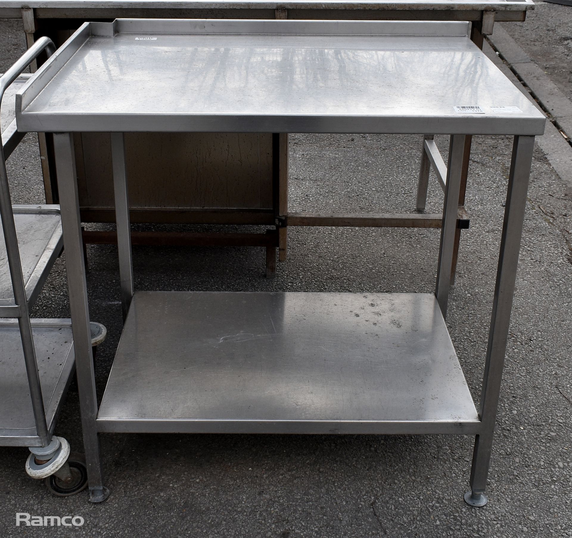 Stainless steel table - W 920 x D 700 x H 880mm