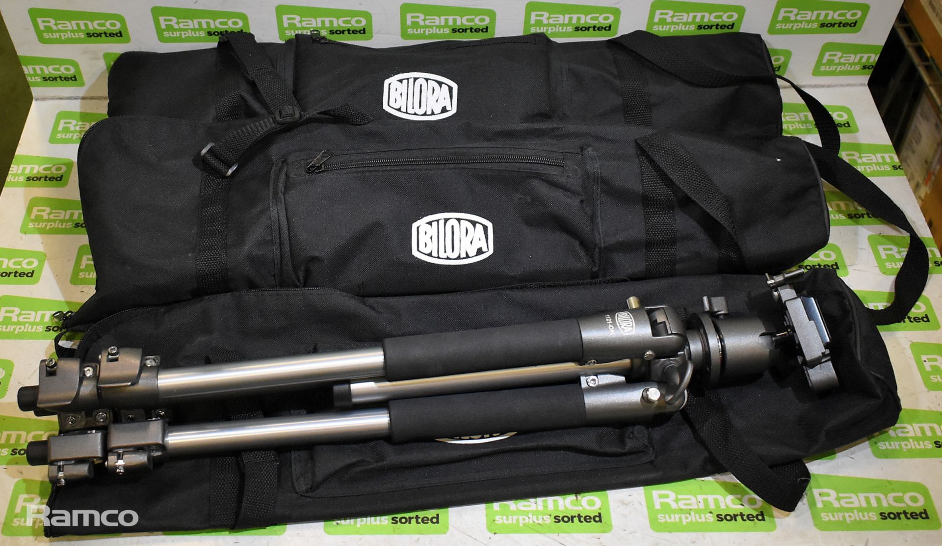 3x Bilora 1121-OK 59-143cm tripods with carry case