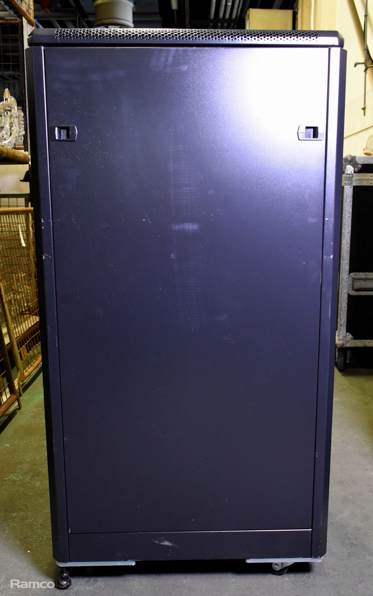 19 inch electronic instrument rack - Black - see description for details - Image 4 of 11