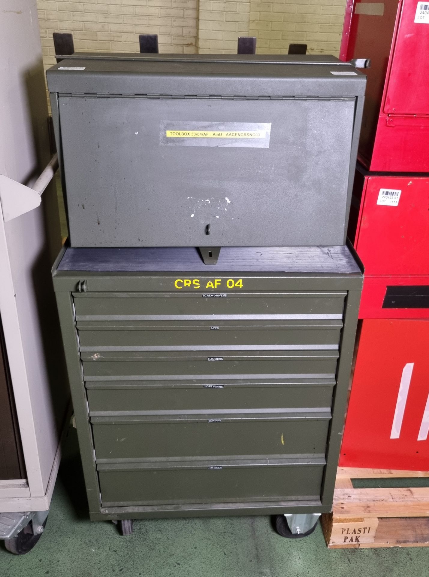 10 Drawer Combination tool chest and roller cabinet W 670 x D 520 x H 1280mm