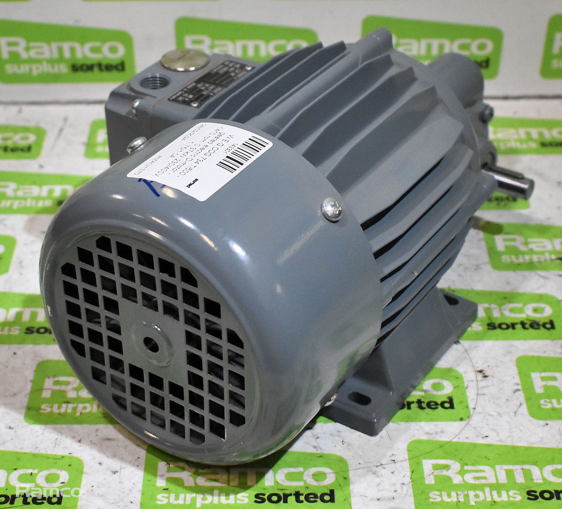 2x W.E.G ODG 734 T/500 - geared electric D-motors - 1410 rpm - 0.37kW - 230/400V - 1.75/1.0A - Image 5 of 5