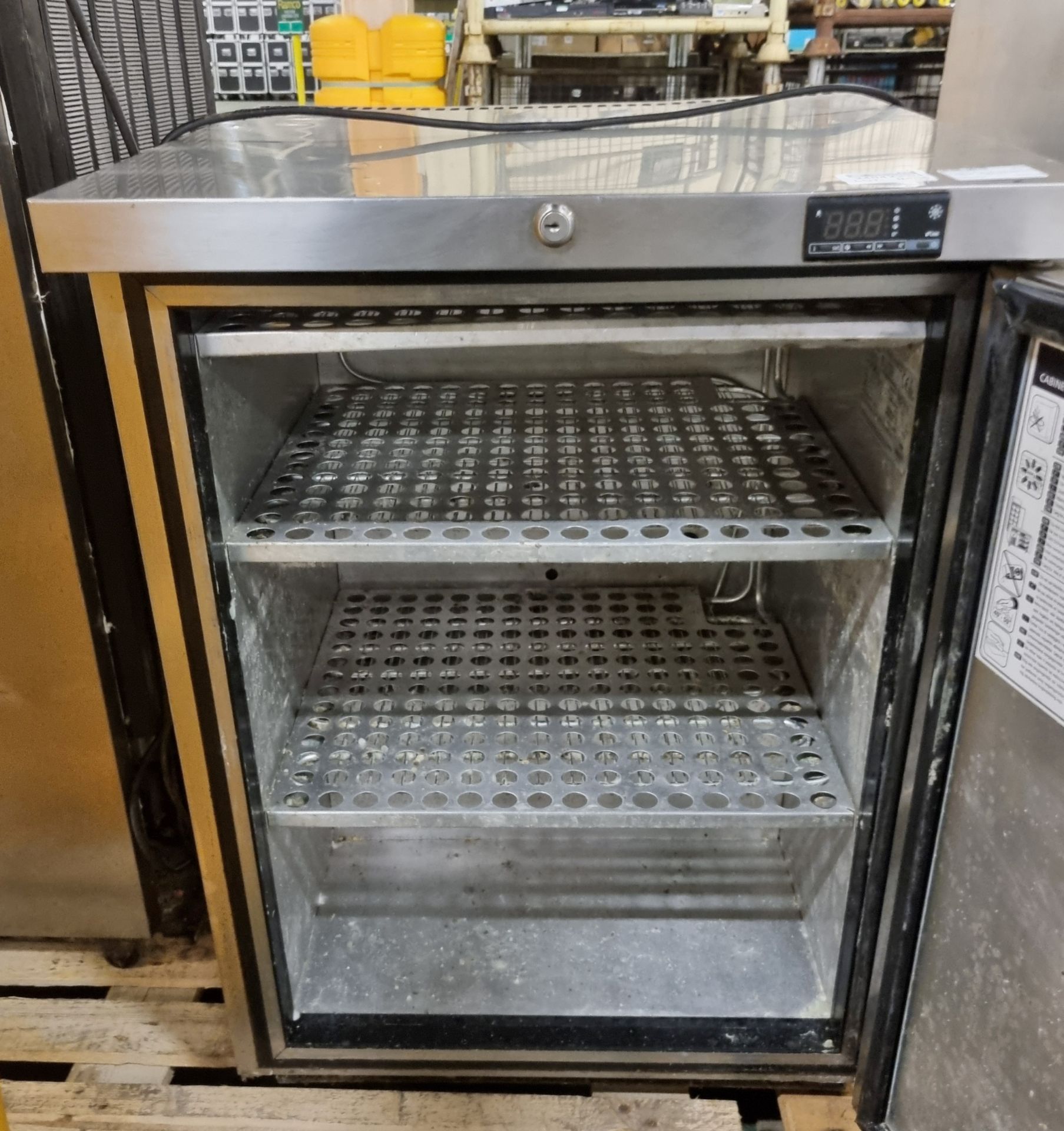 Foster LR150-A undercounter freezer - W 600 x D 650 x H 780mm - Image 3 of 4