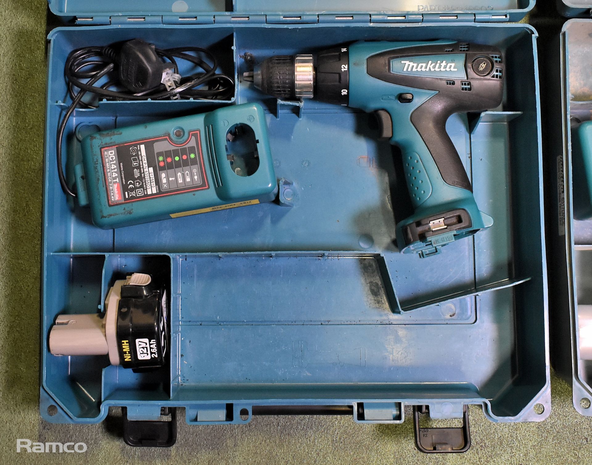 2x Makita 6317D cordless drills - DC1414T charger - 1x 12V battery - case - Image 2 of 7
