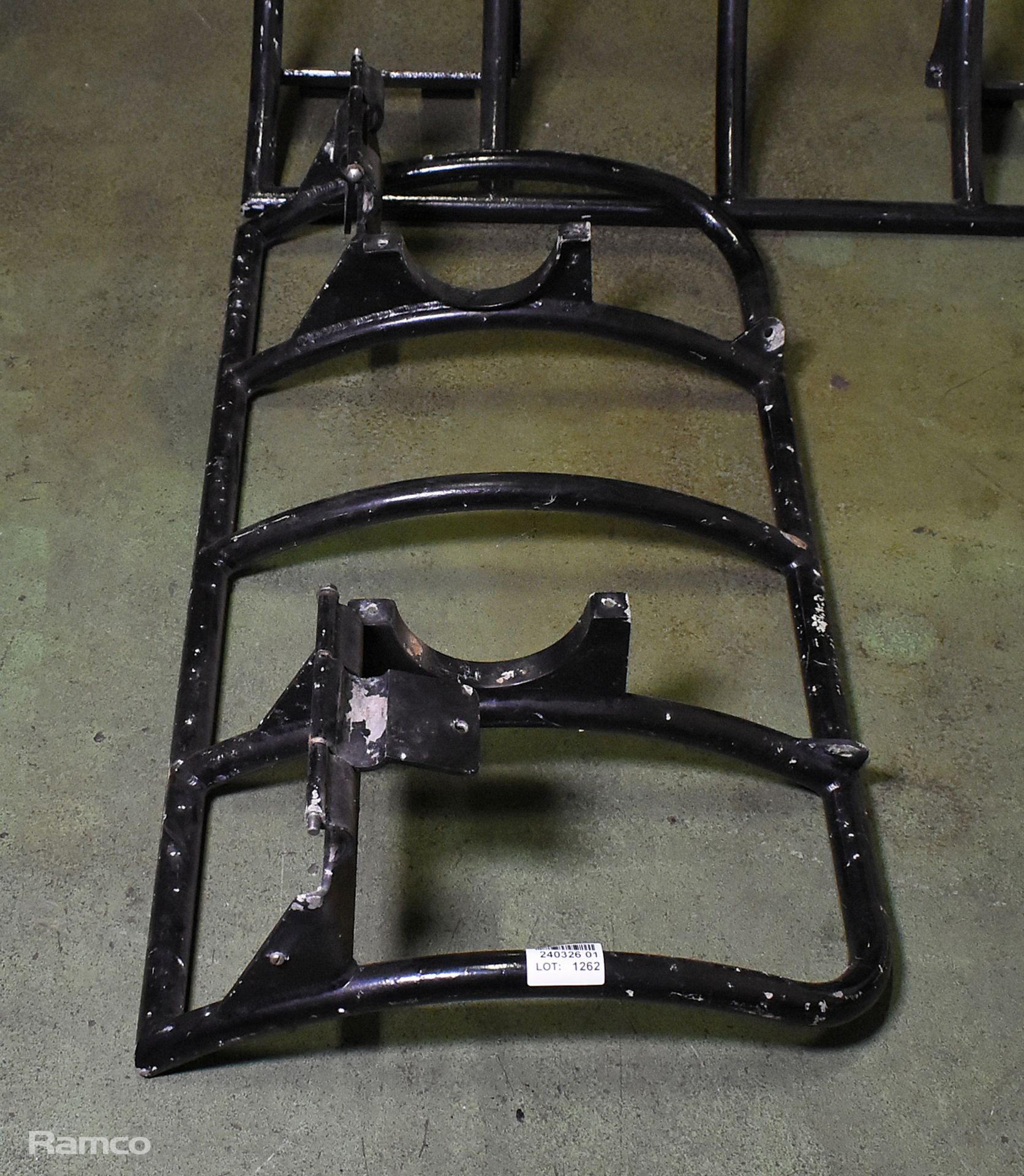 2x Marine black cylinder self-righting frames - Image 3 of 5