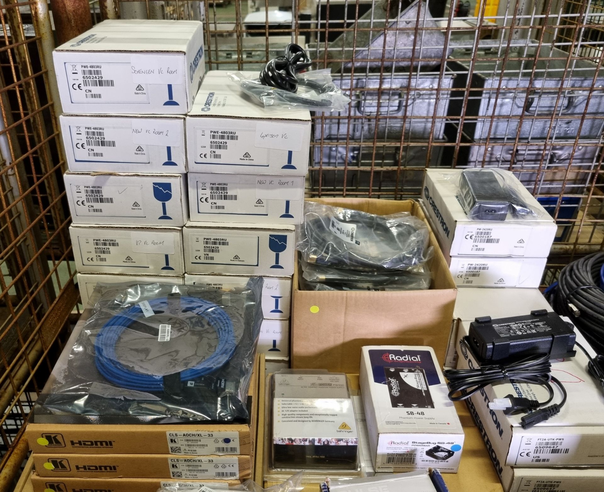 Cables and power supplies - mixed makes, types and sizes - Image 4 of 5