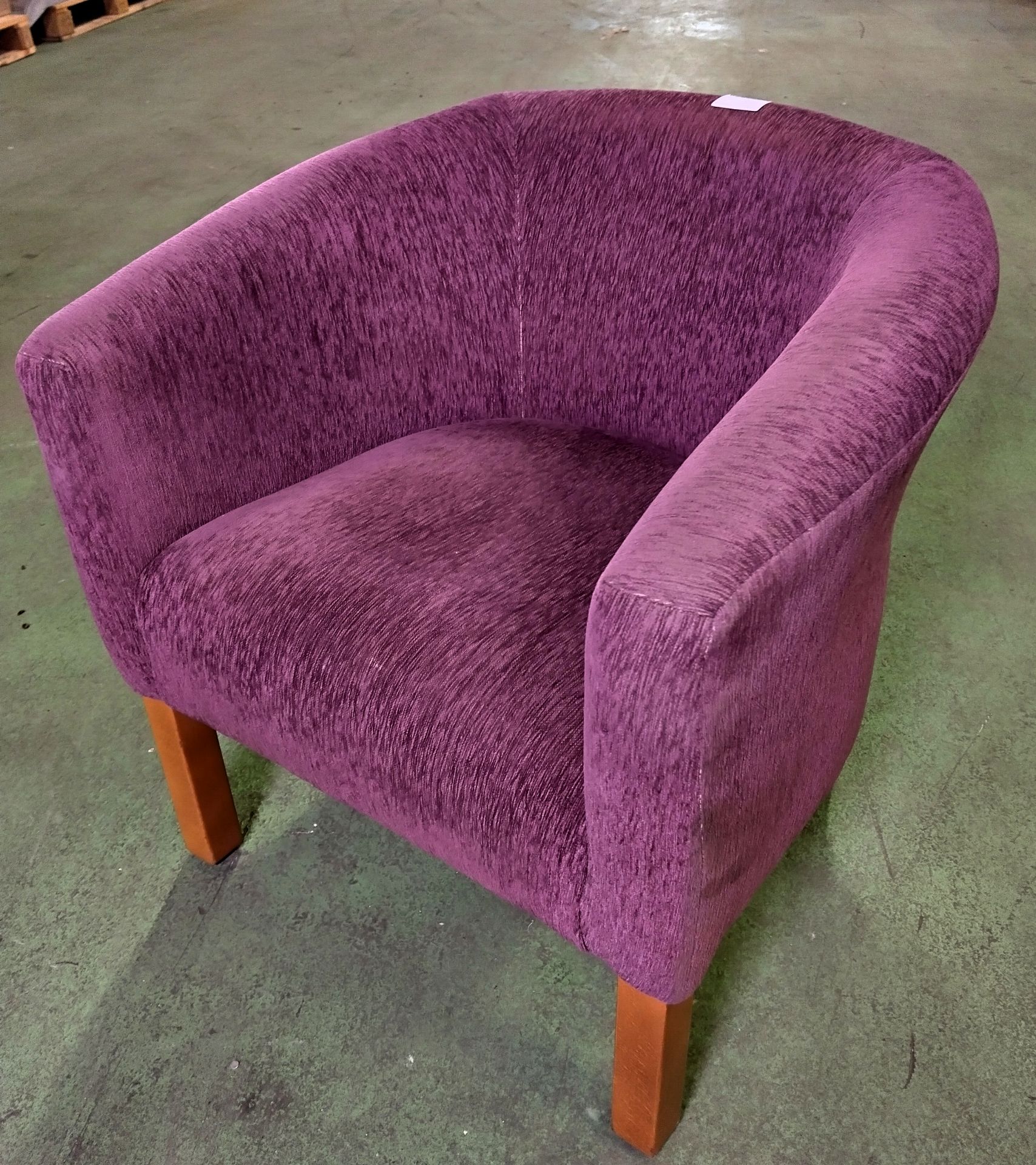 2x Purple upholstered arm chairs - worn in places - W 68 x D 68 x H 70cm Seat height 44cm - Image 2 of 3