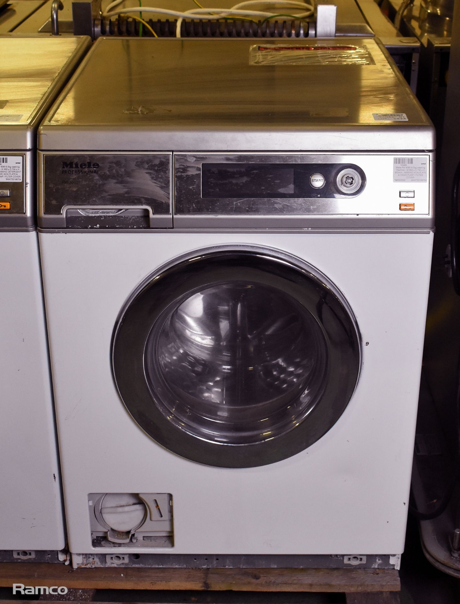 Miele PW 6065 6.5kg washing machine - W 600 x D 730 x H 850mm - MISSING KICK PLATE, DRAIN PUMP