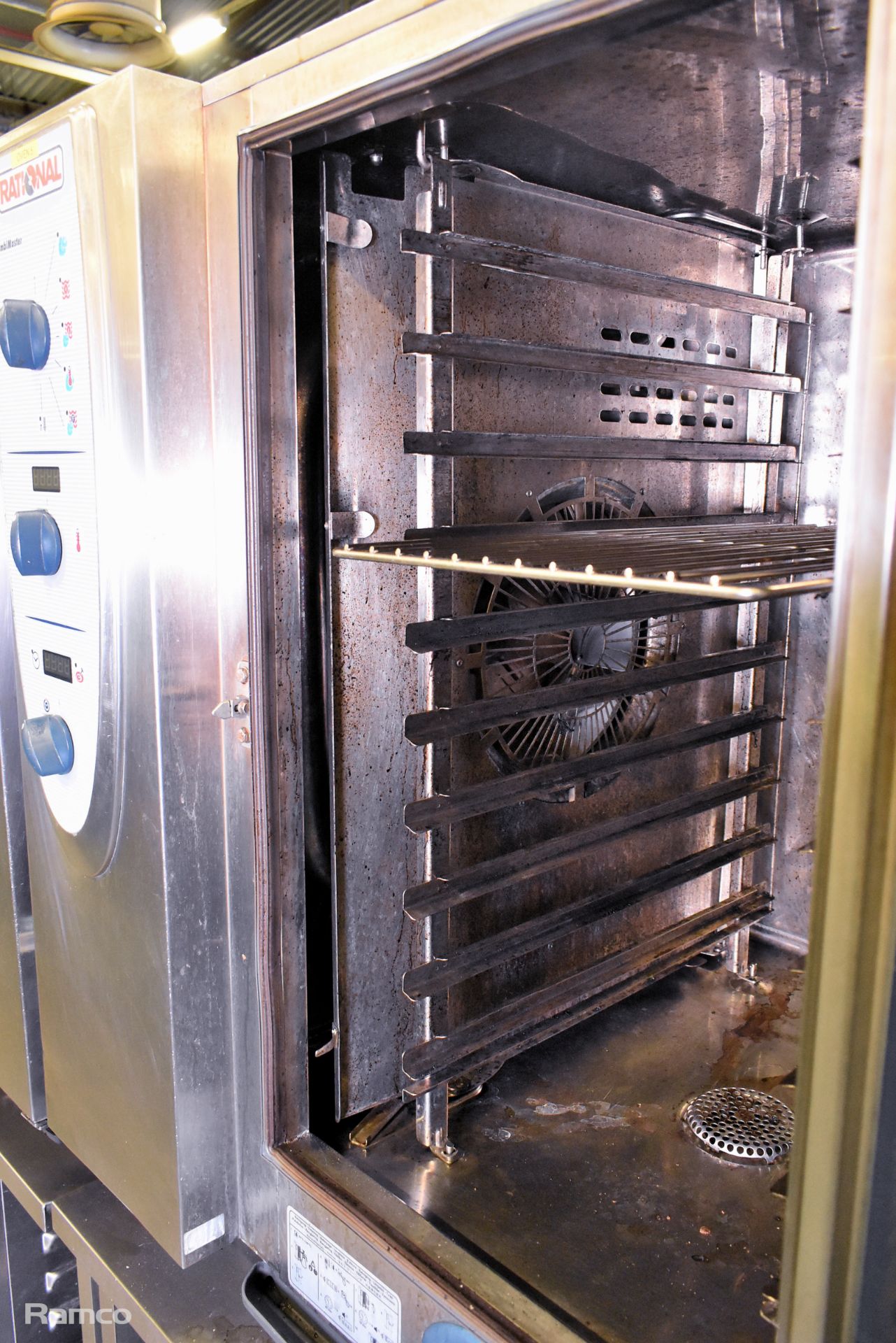 Rational CombiMaster CM 101G stainless steel 10 grid combi oven on stainless steel stand - Image 6 of 10
