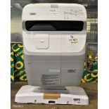 Epson EB-460 H343B LCD projector