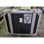19 inch 3U rack mount flight case with rubber feet - W 625 x D 515 x H 165mm