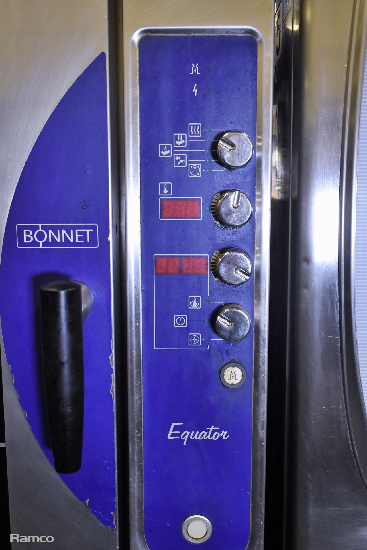Bonnet Equator combi oven with stand - W 930 x D 900 x H 1850mm - Image 6 of 7
