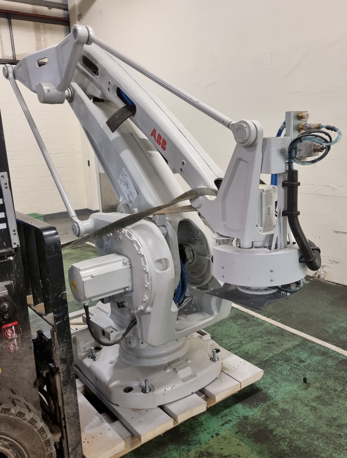 ABB AB IRB 660 4 axis articulated robot arm with ABB IRC5 Single robot control panel - Image 9 of 55