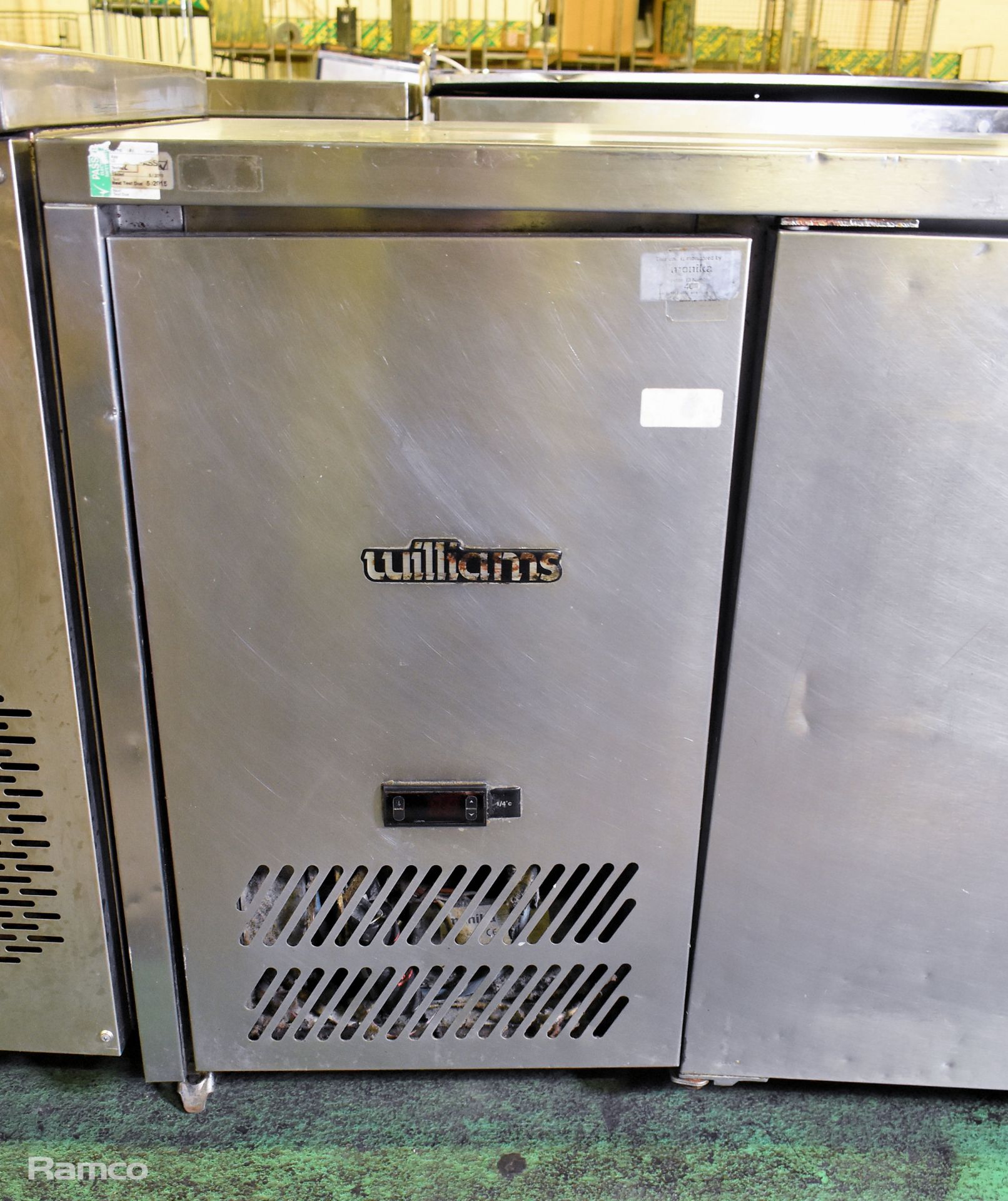 Williams HJC2SA stainless steel double door counter fridge - W 1420 x D 650 x H 800mm - Image 6 of 7