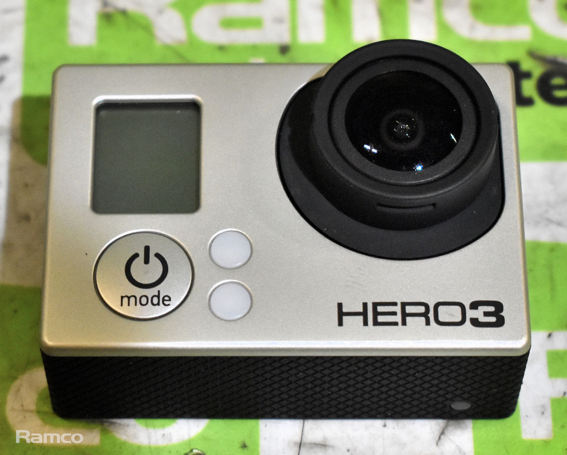 2x GoPro Hero2 cameras & 4x GoPro Hero3 cameras - see description - Image 5 of 10