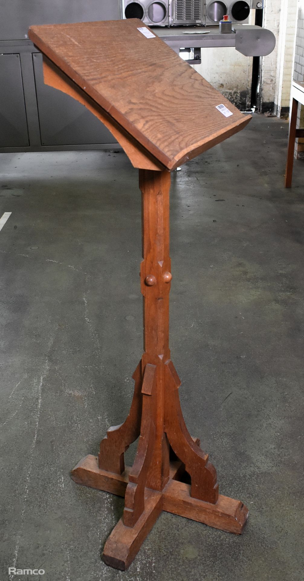 Wooden lectern - L 570 x W 570 x H 1360mm - Image 2 of 6