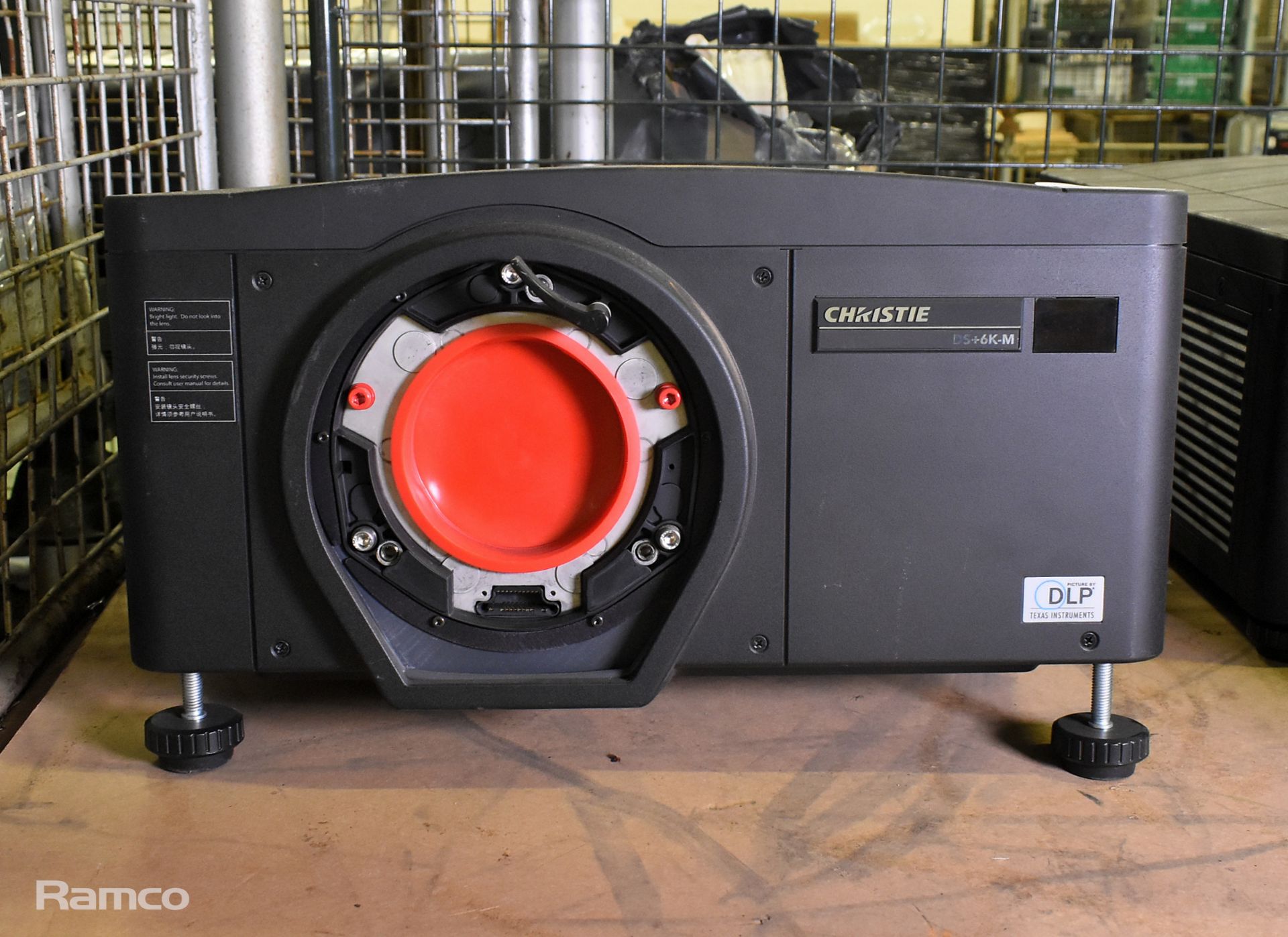 Christie DS+6K-M SXGA+ large venue projector - 100/240V 50/60Hz - L 600 x W 500 x H 260mm - Bild 5 aus 12