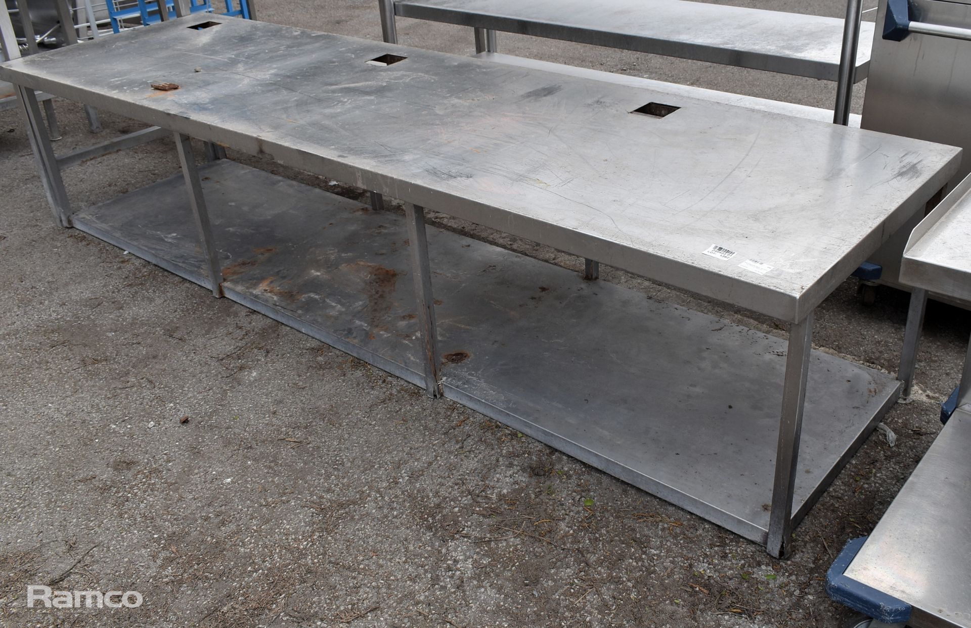 Stainless steel table - W 2850 x D 660 x H 620mm - Image 2 of 4