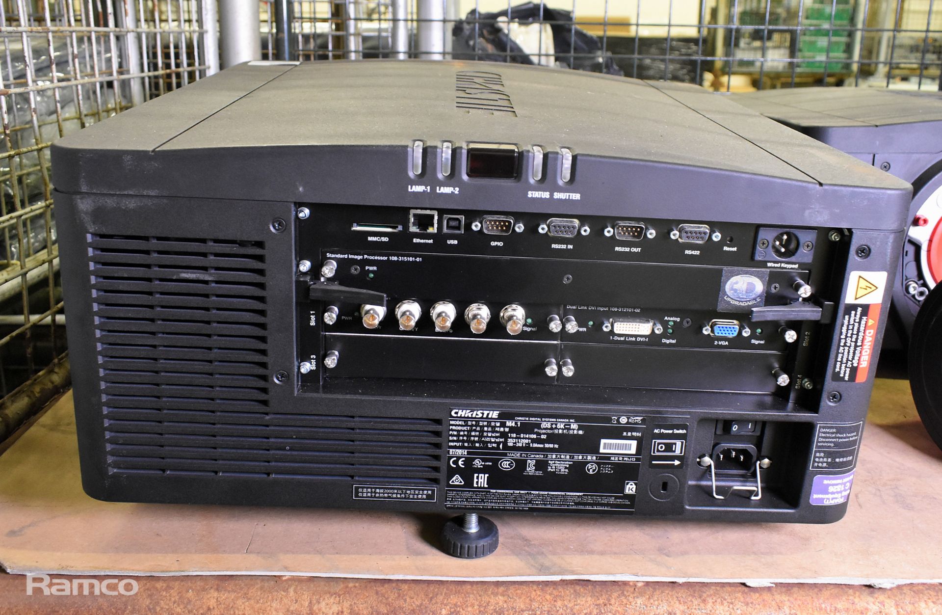 Christie DS+6K-M SXGA+ large venue projector - 100/240V 50/60Hz - L 600 x W 500 x H 260mm - Bild 7 aus 12