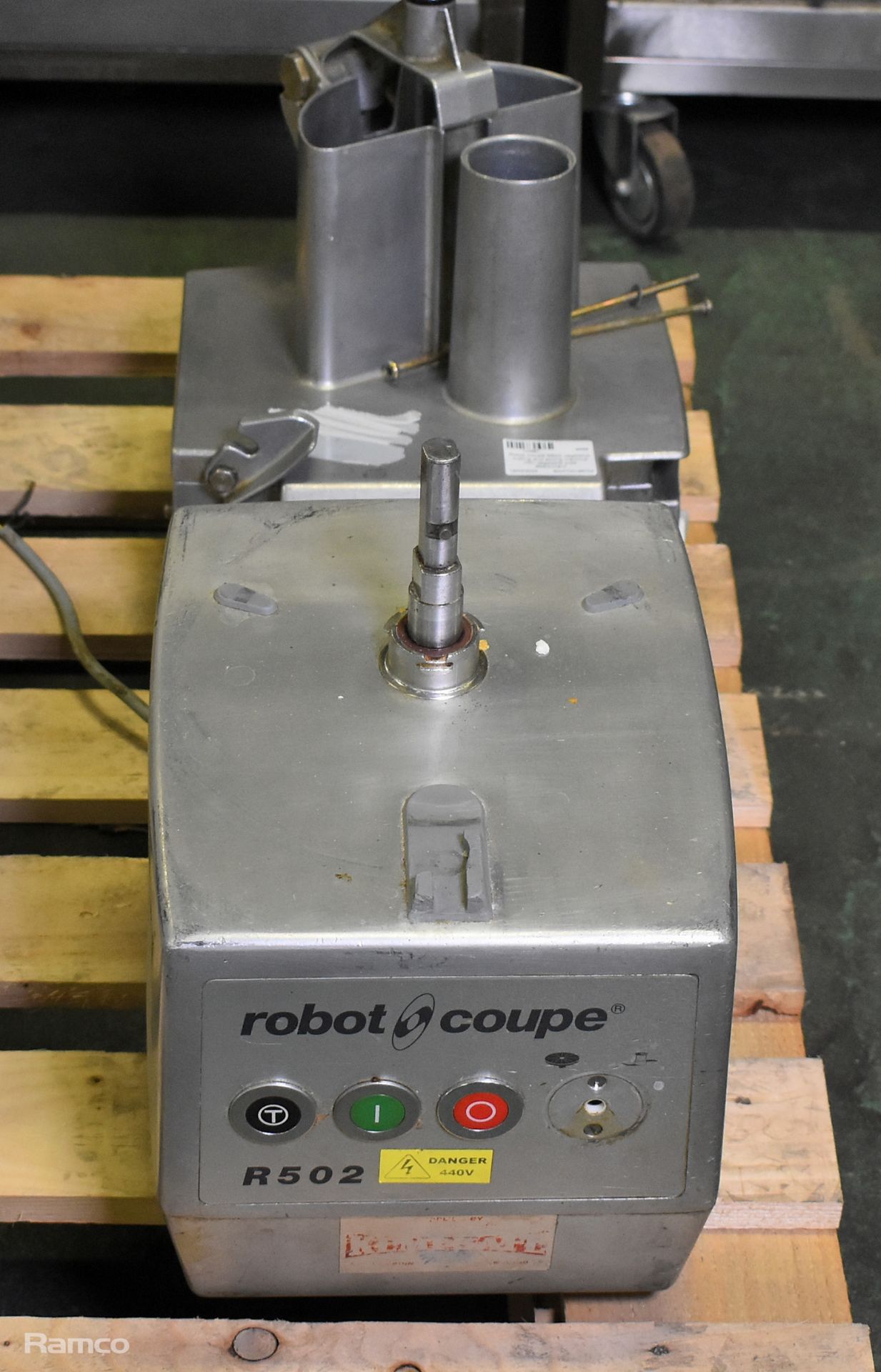 Robot Coupe R502 vegetable cutting and slicing machine with vegetable prep attachment - Image 2 of 6