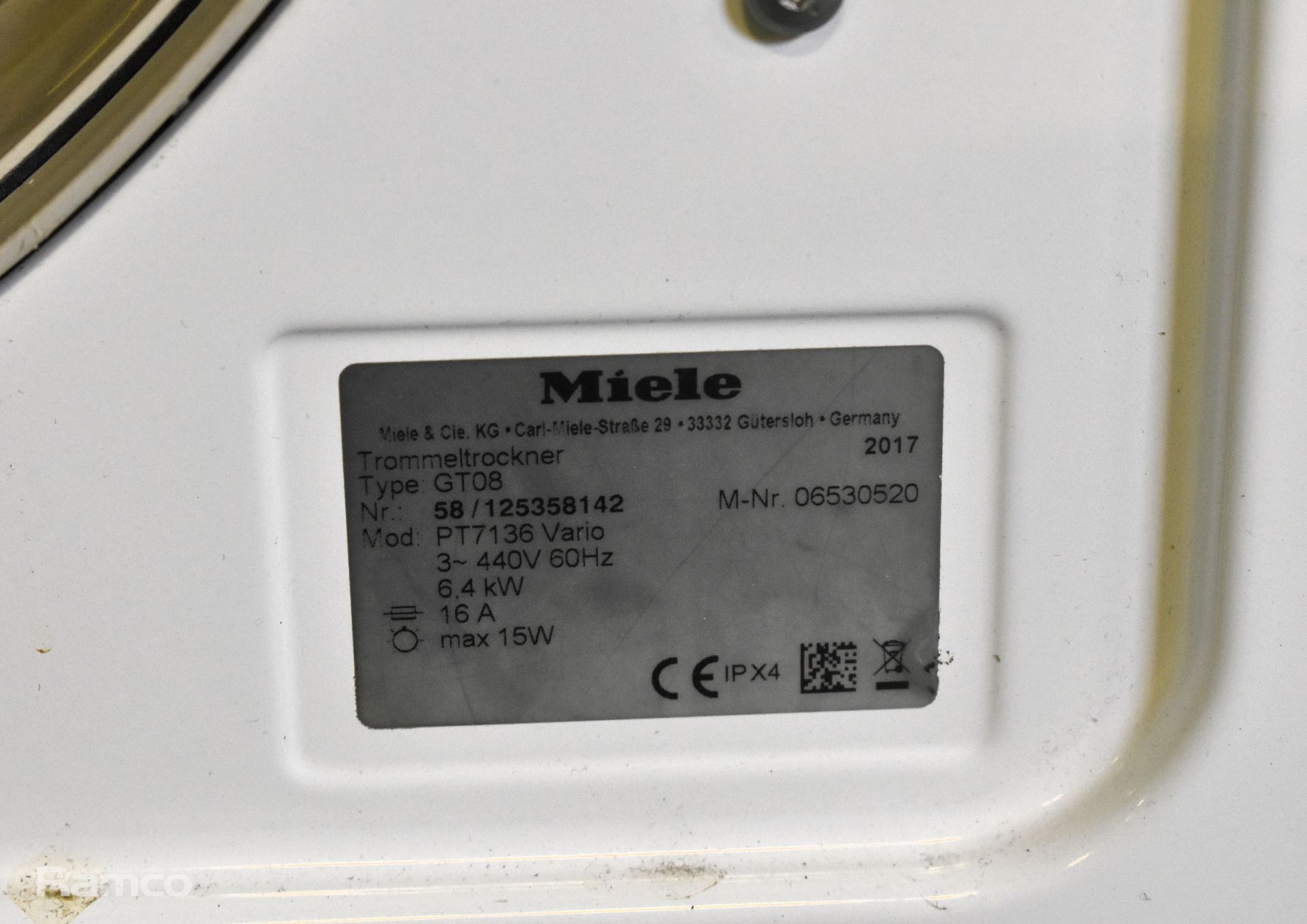 Miele PT 7136 6.5kg vented tumble dryer - W 595 x D 700 x H 850mm - DAMAGED KICK PLATE - Image 5 of 6