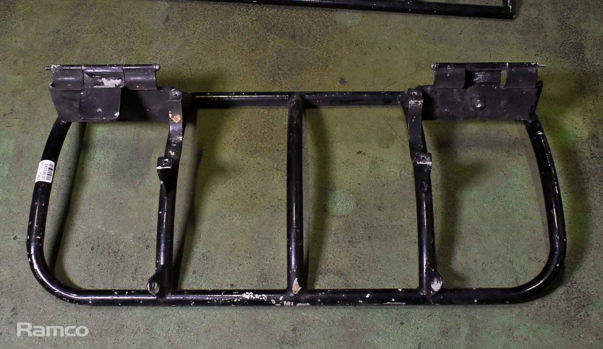 2x Marine black cylinder self-righting frames - Image 2 of 5