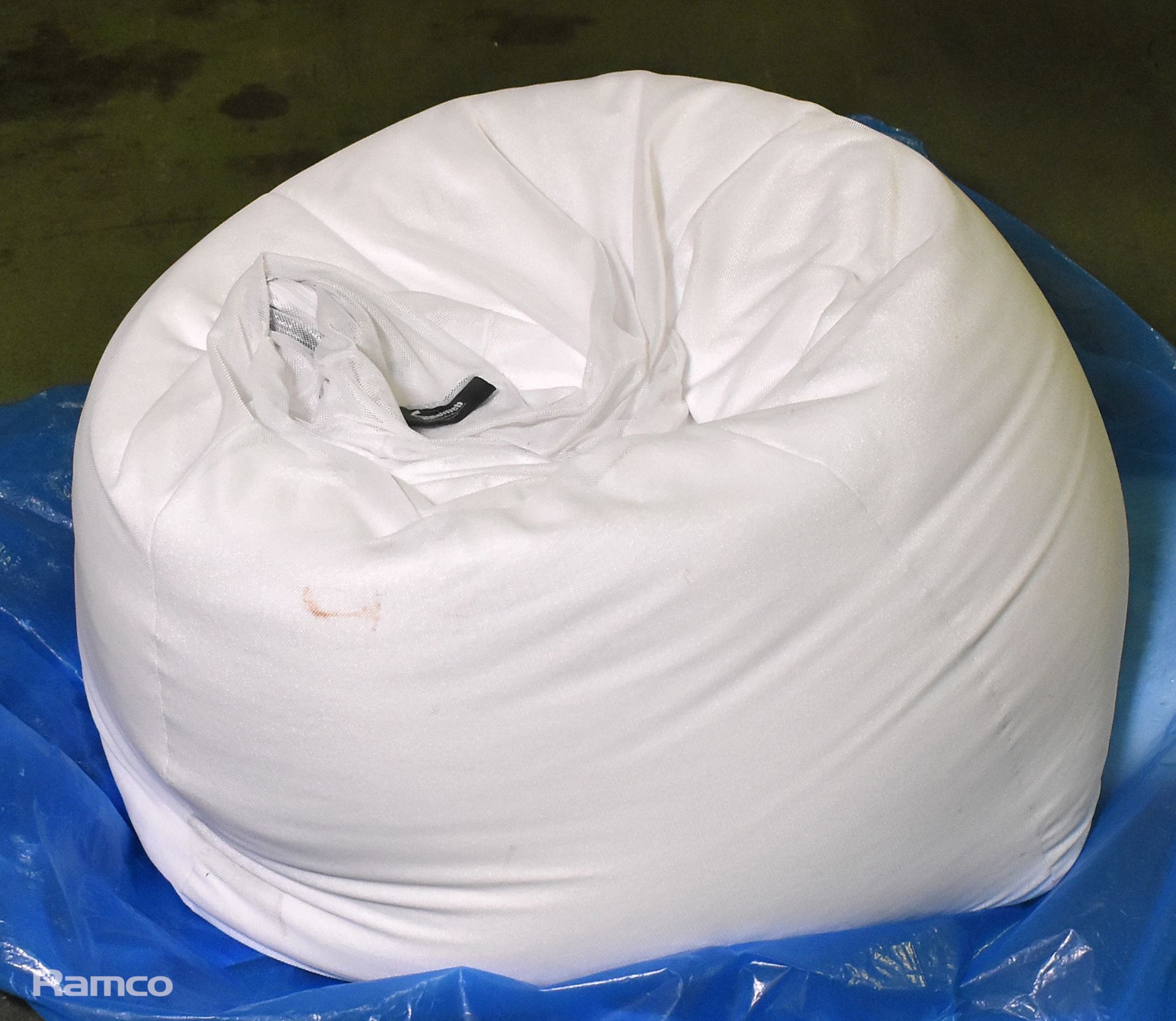 Funnelweb beanbag - Image 4 of 4