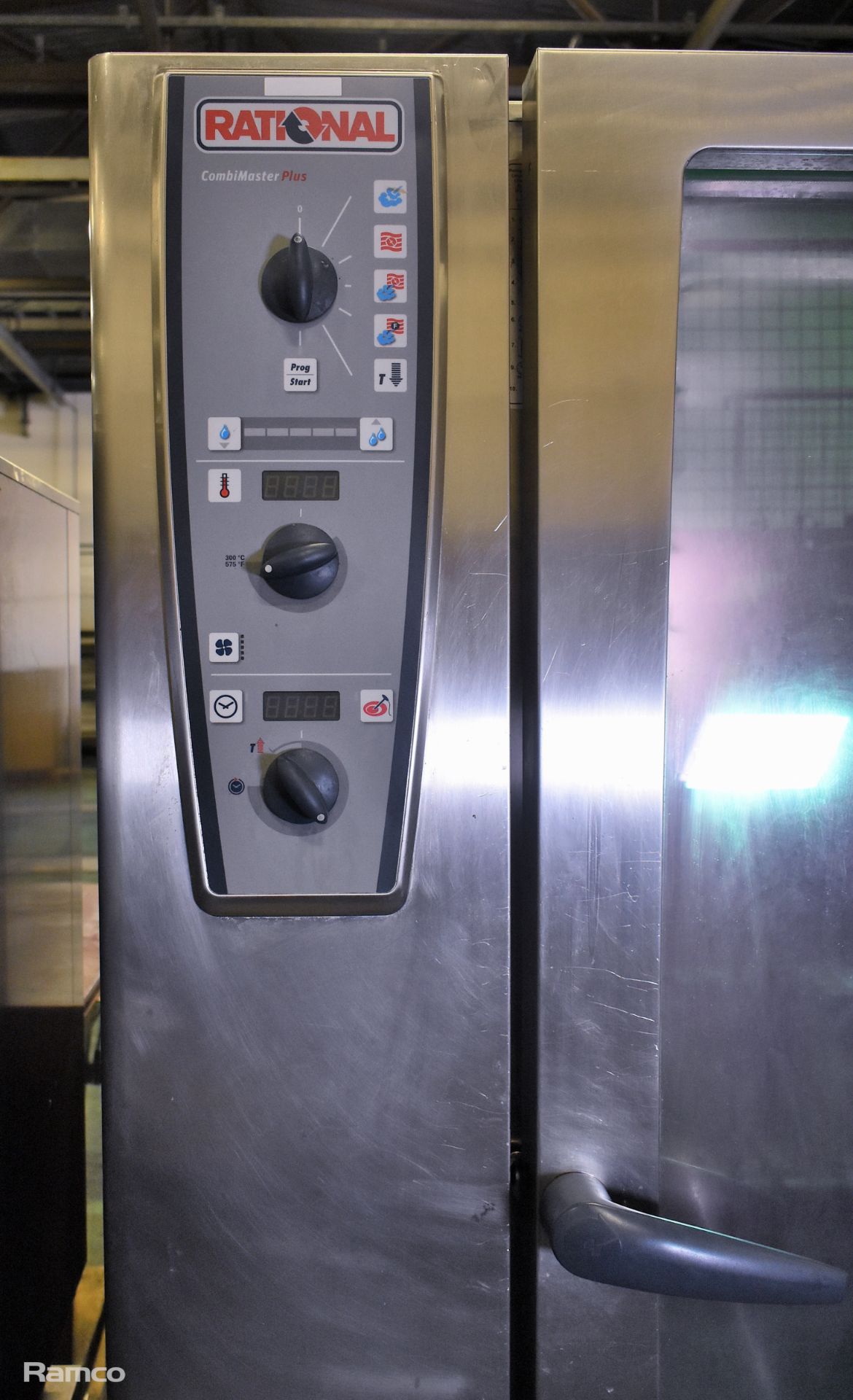 Rational CombiMaster Plus CMP 201G stainless steel 20 grid combi oven - W 880 x D 1000 x H 1850mm - Bild 6 aus 8