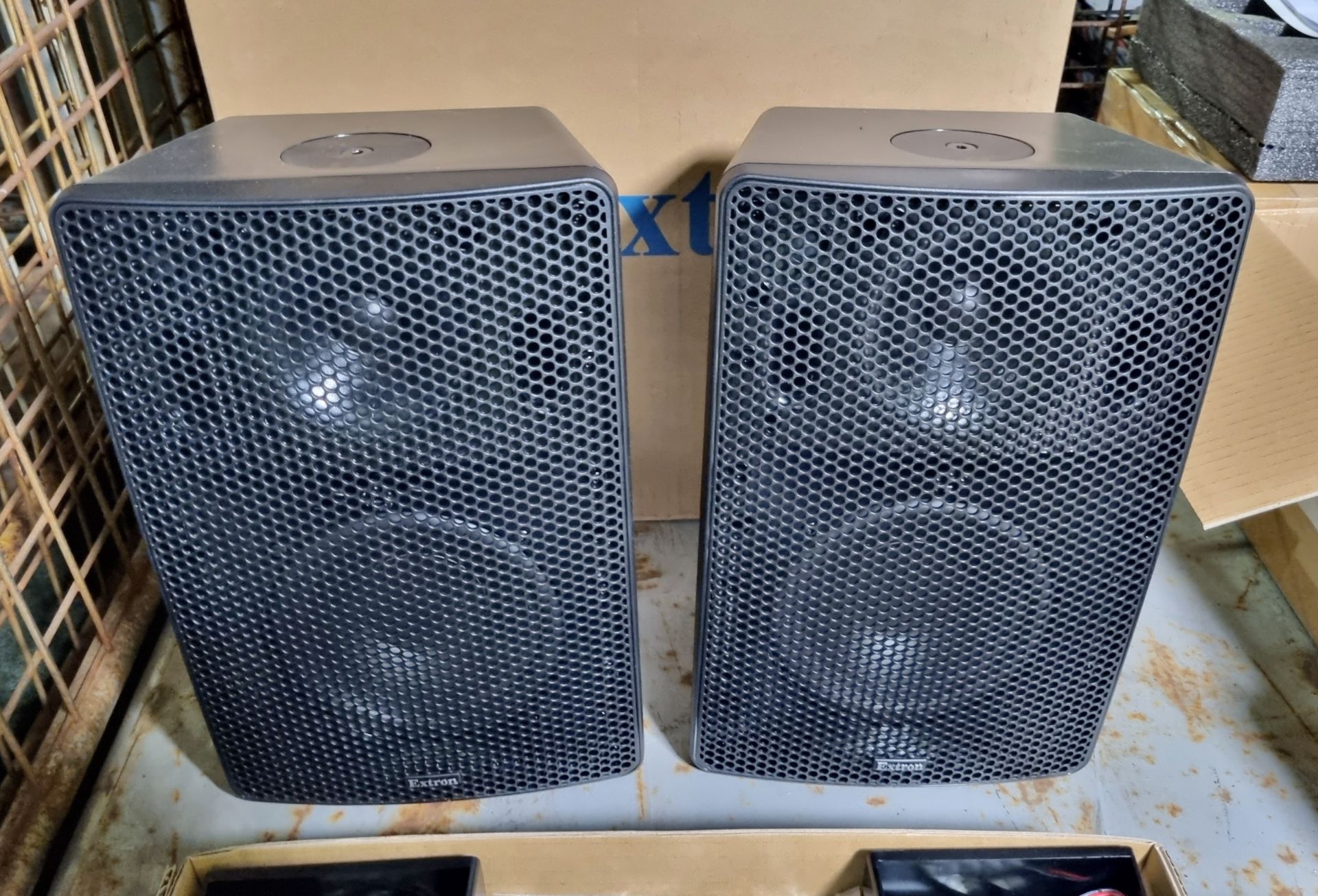 Extron SM 26 speakers - black - part no: 60-1308-02 & more - see description - Image 5 of 6