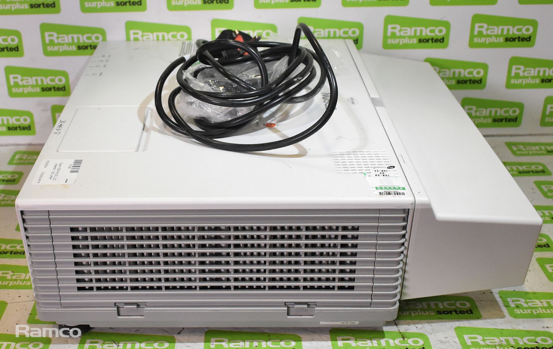 3x Epson EMP-6100 LCD projectors - NO LAMPS - Image 5 of 13