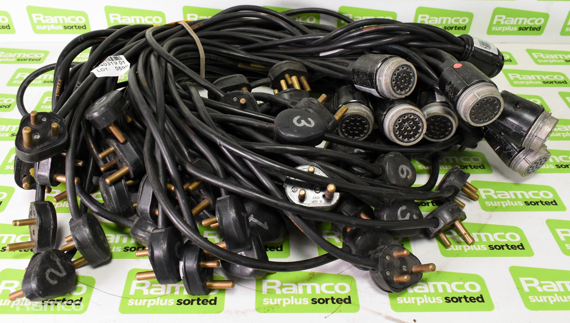 10x Socapex cables - 6 x 15a fan-in