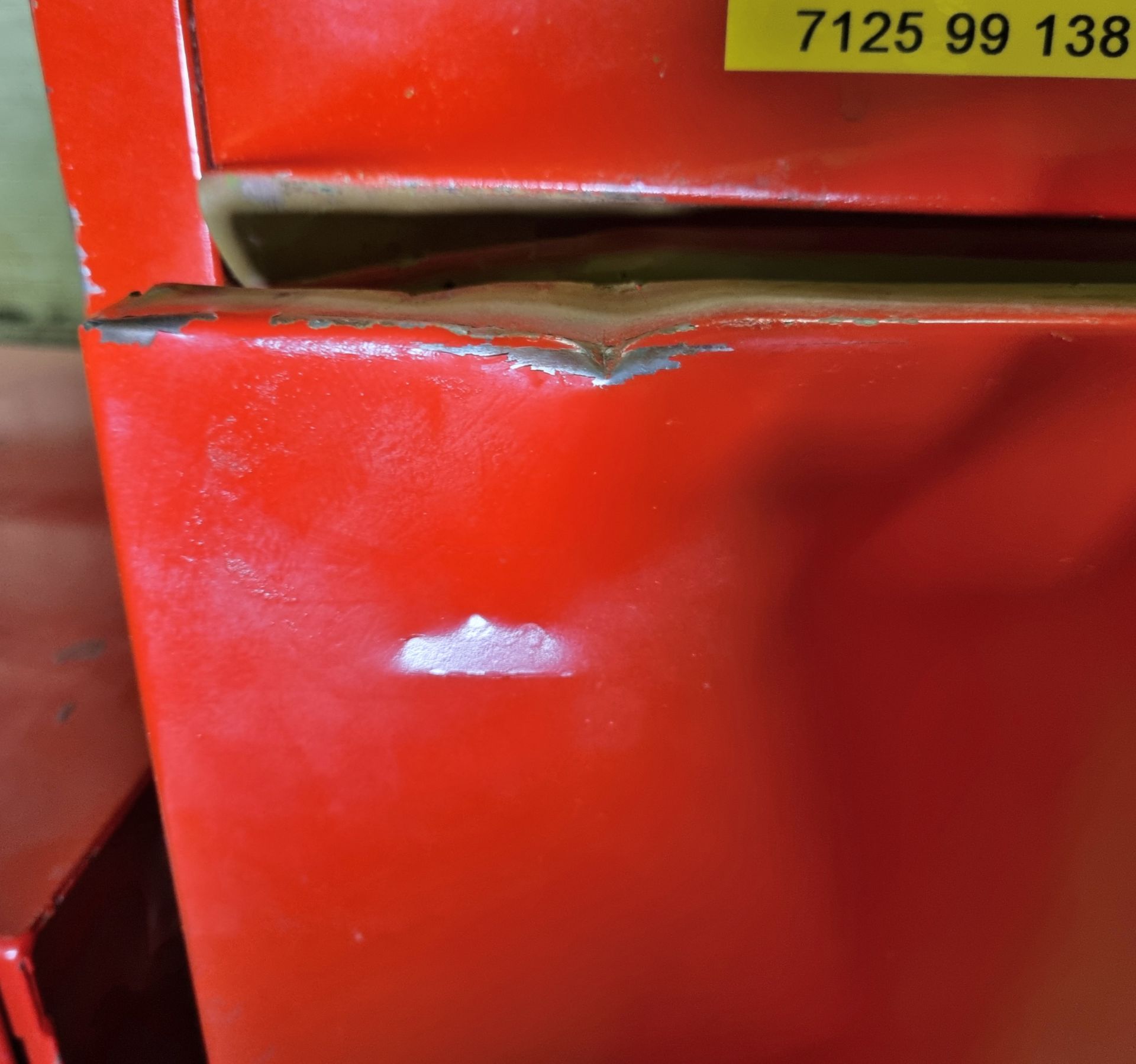 Red flammable and chemical cabinet - W 610 x D 460 x H 1530 mm - DAMAGED - AS SPARES - Image 2 of 5