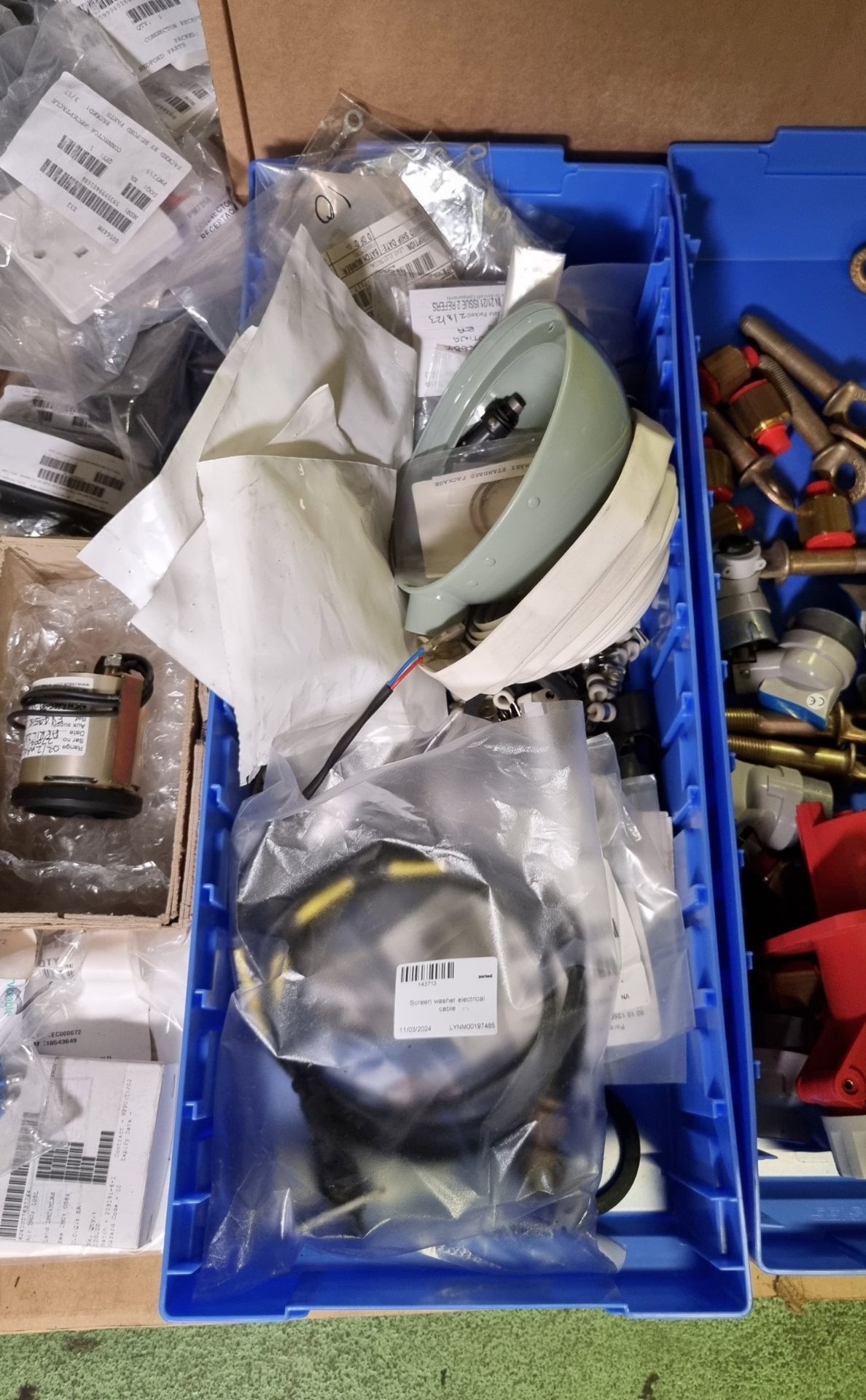 Mechanical and electrical spares - full details in the description - Image 6 of 10