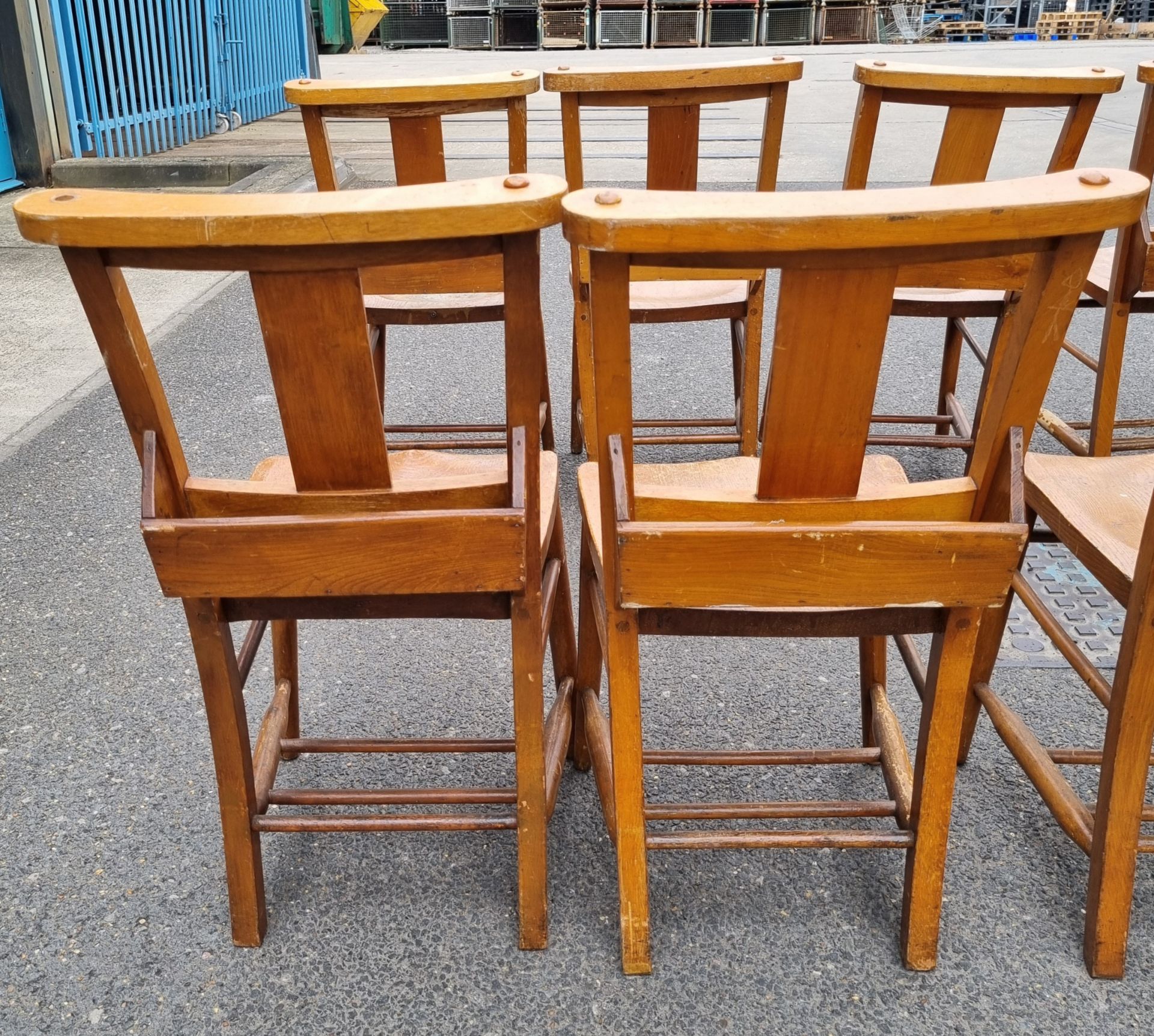 12x Wooden chairs with rear book holder - L 420 x W 420 x H 820mm - Image 4 of 10
